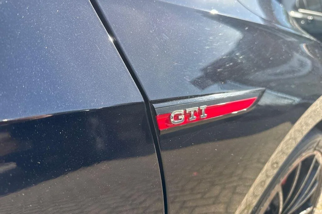 G 15.jpg