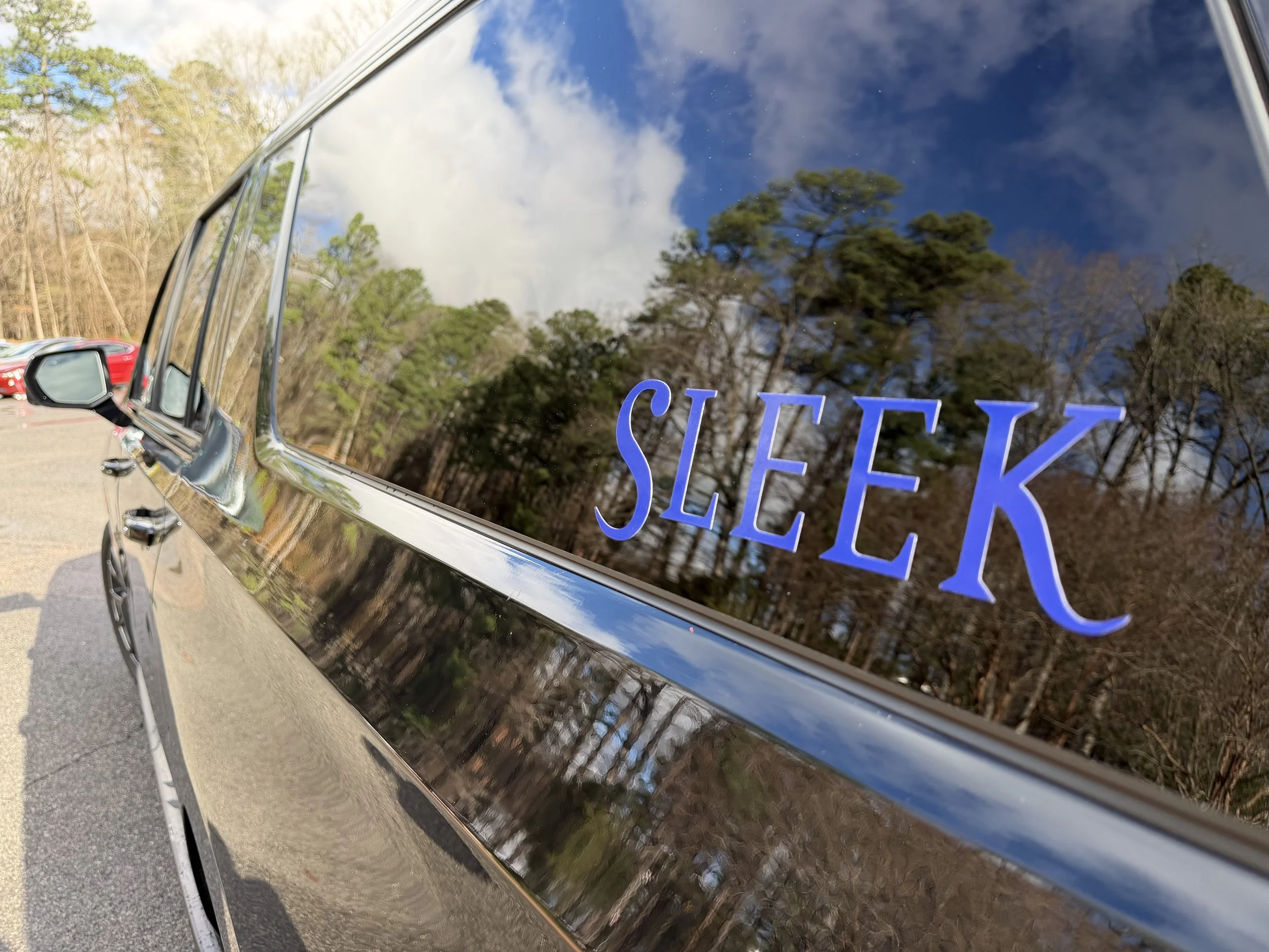 Luxury Transportation in Raleigh, Durham, Chapel Hill for airport trips to RDU, weddings, concerts, sporting events, and more!