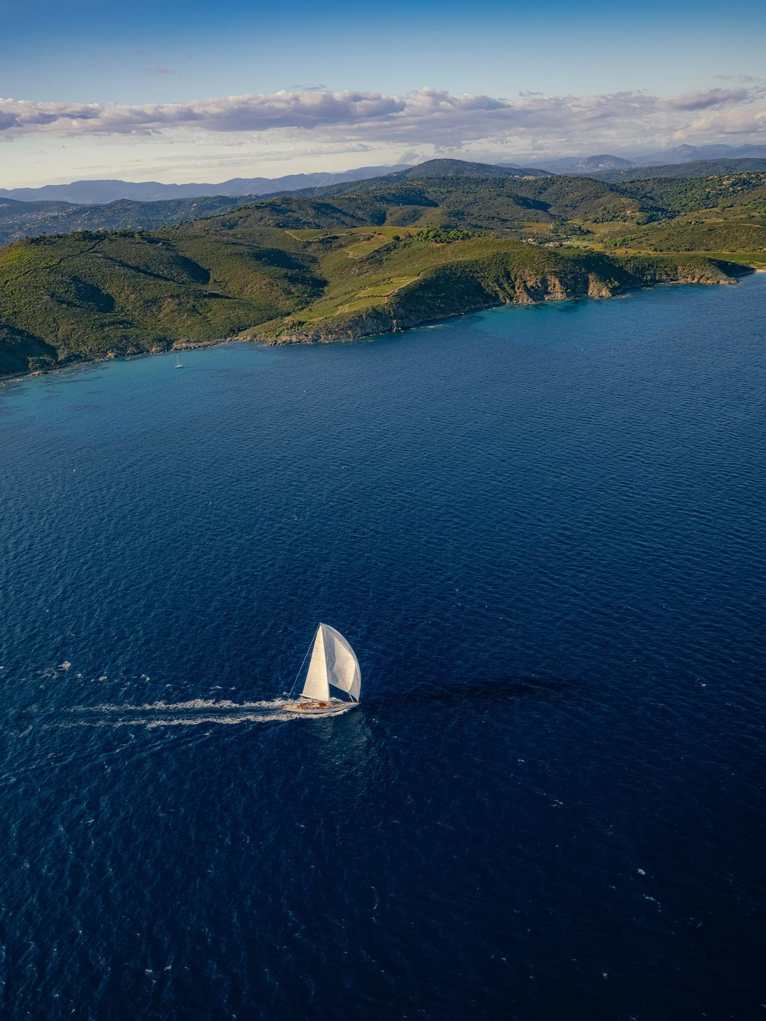 ST. TROPEZ SAILING