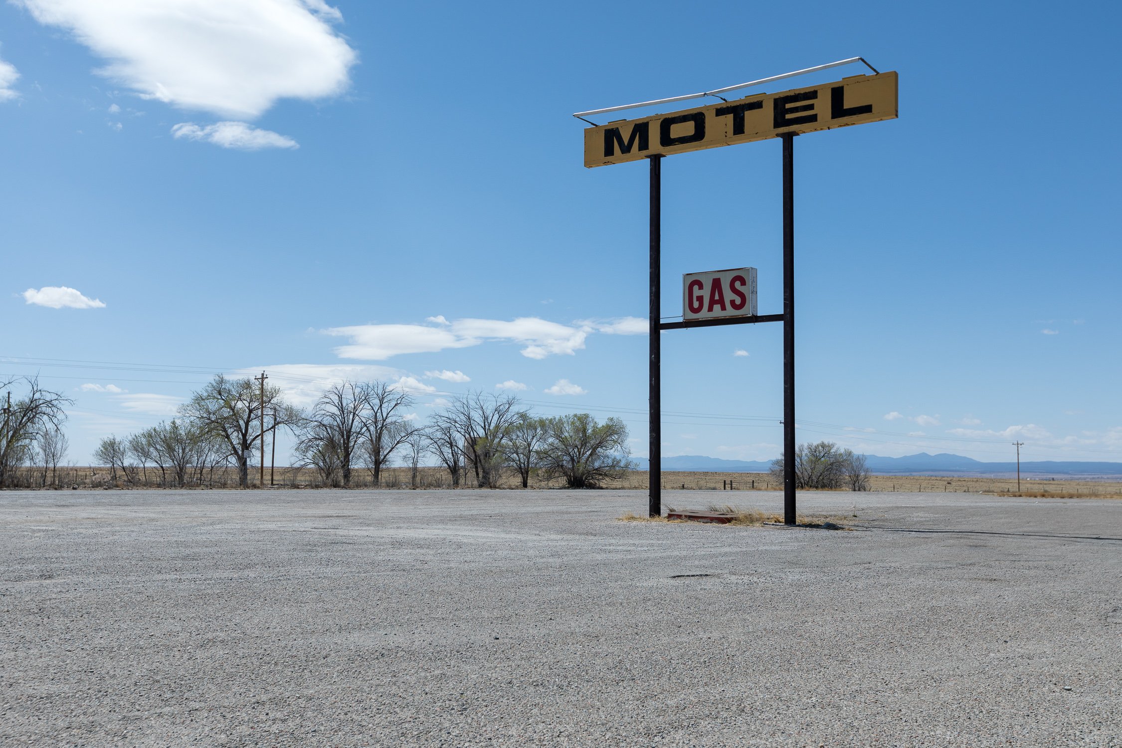Motel & Gas