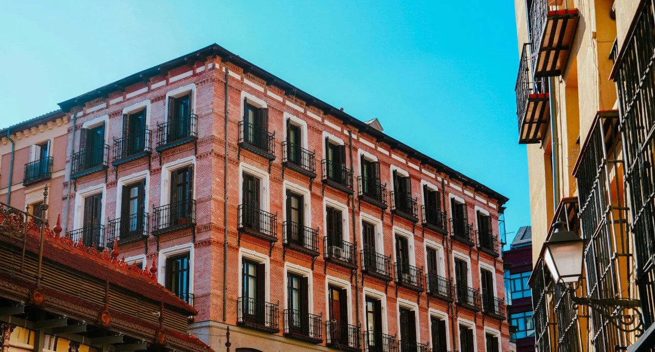 Real Estate M&amp;A in Spanien: Due Diligence Roadblocks &amp; Dealbreaker für DACH Private Equity und Family Offices