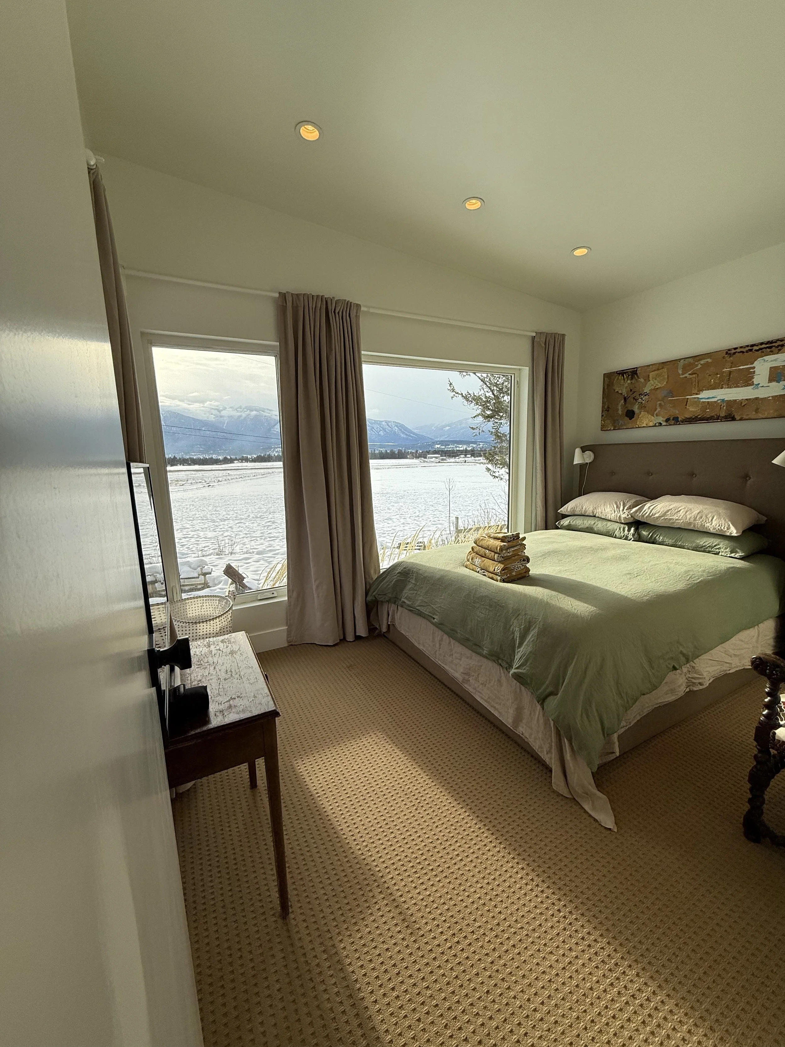 Spare-Bed-field-view.jpg