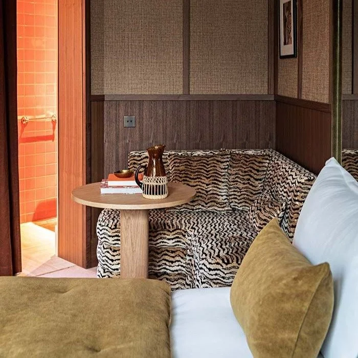 Wat doe je dan tijdens die werktrip in Tanzania? Terechte vraag. 

Wie mij priv&eacute; kent weet dat ik getrouwd ben met Hans, die werkgerelateerd regelmatig opdrachten in het Afrikaanse continent doet. Een aantal jaar geleden bracht hij zijn twee p