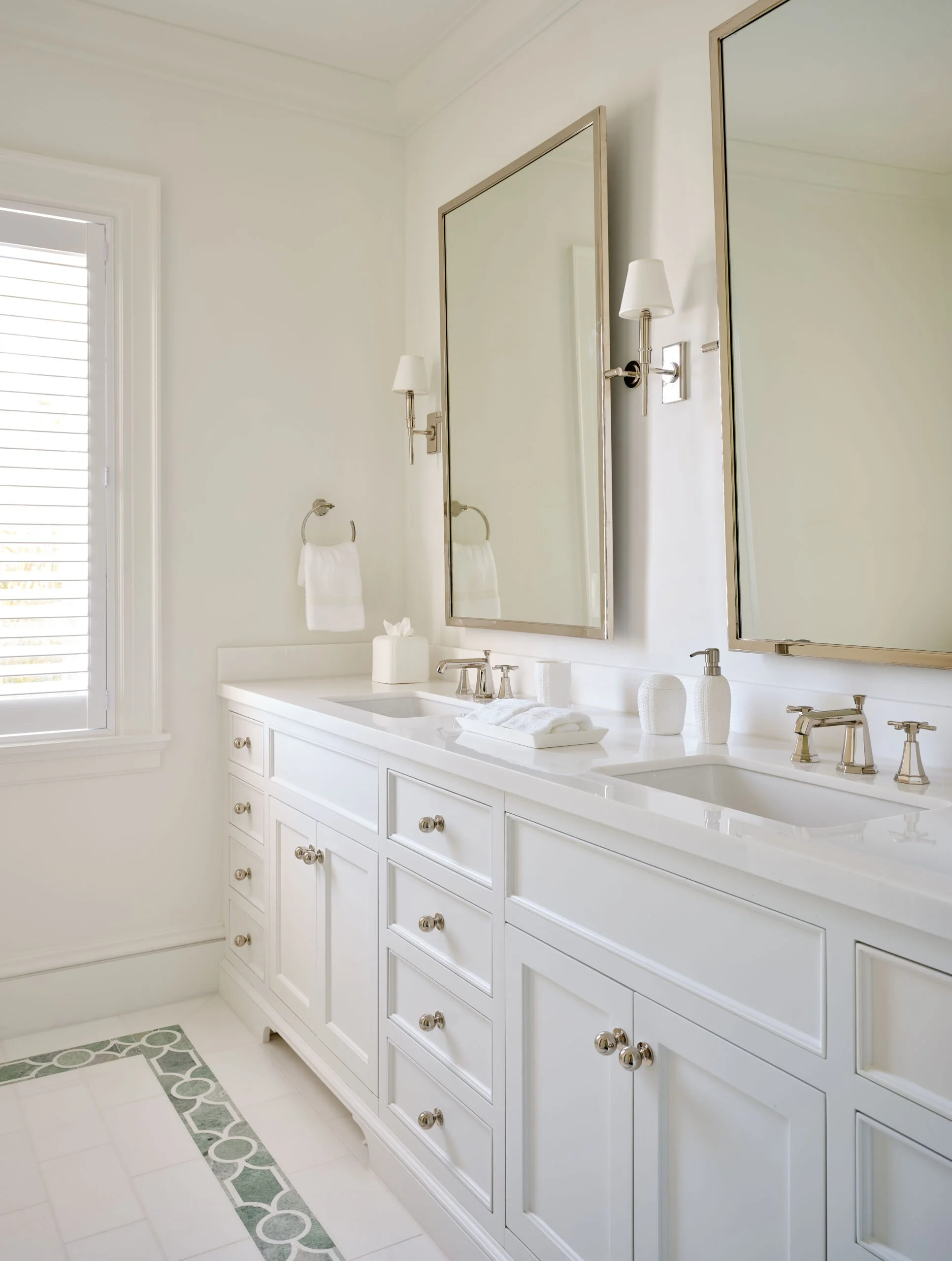 JWW- Via Tortuga-mas bath vans-1-26-01-04.jpg