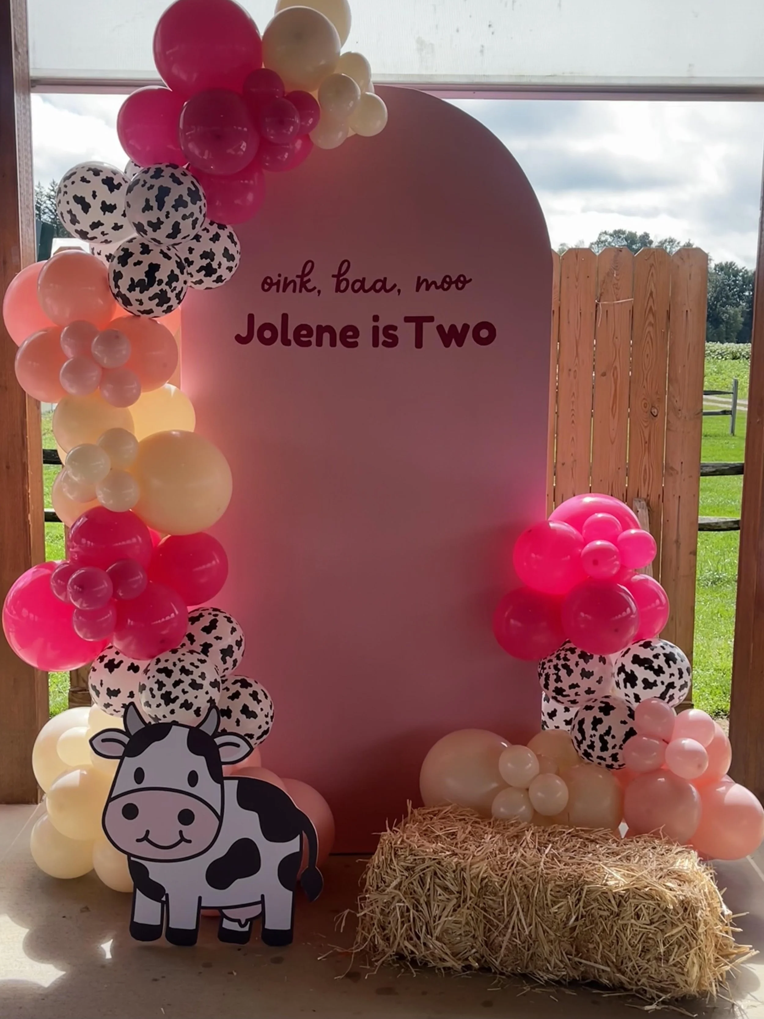 Oink, Baa, Moo Large Balloon Chiara