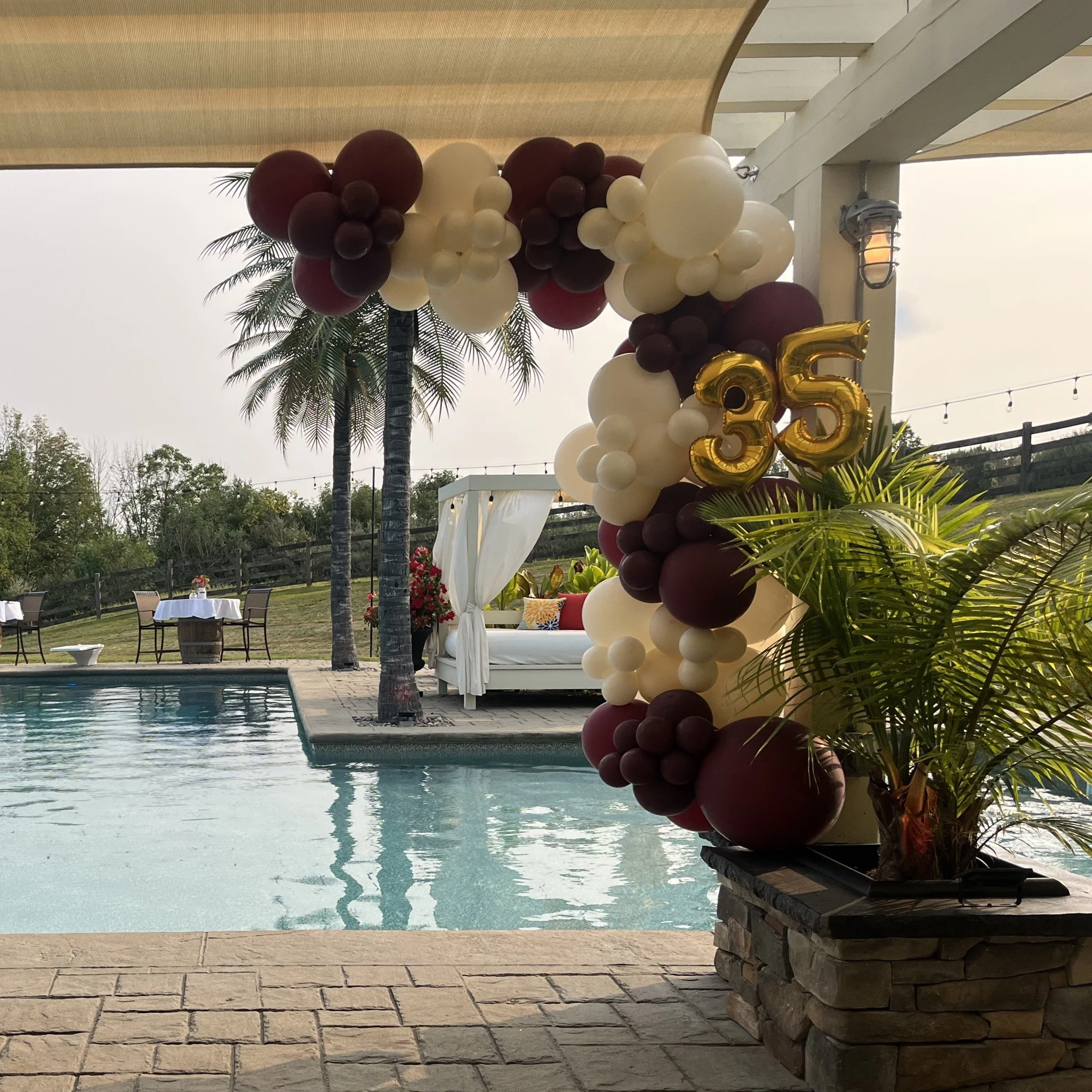 Organic Balloon Arch