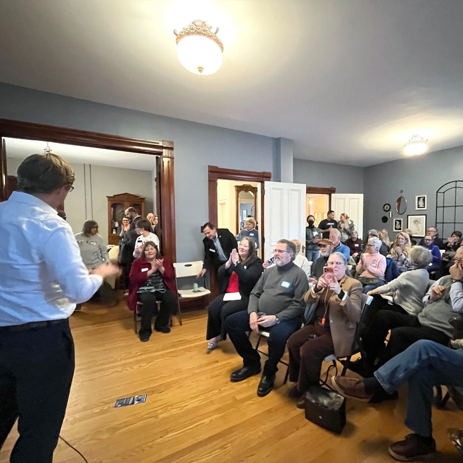Thank you to the @lickingcountydems  for putting together a fantastic meet and greet over the weekend. Rooms are filling up around the state with folks who are excited about bringing thoughtful leadership to state government and passionate about prot
