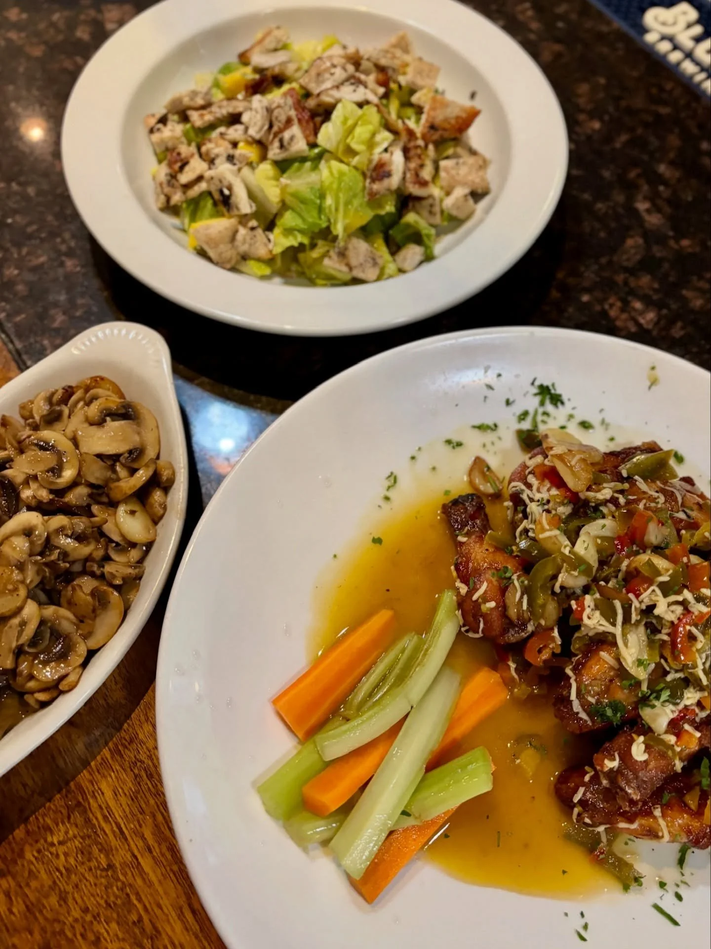 Let us cook dinner tonight π½οΈ
#michaleenflynns #lynbrookny #dinner #lieats #longislandny