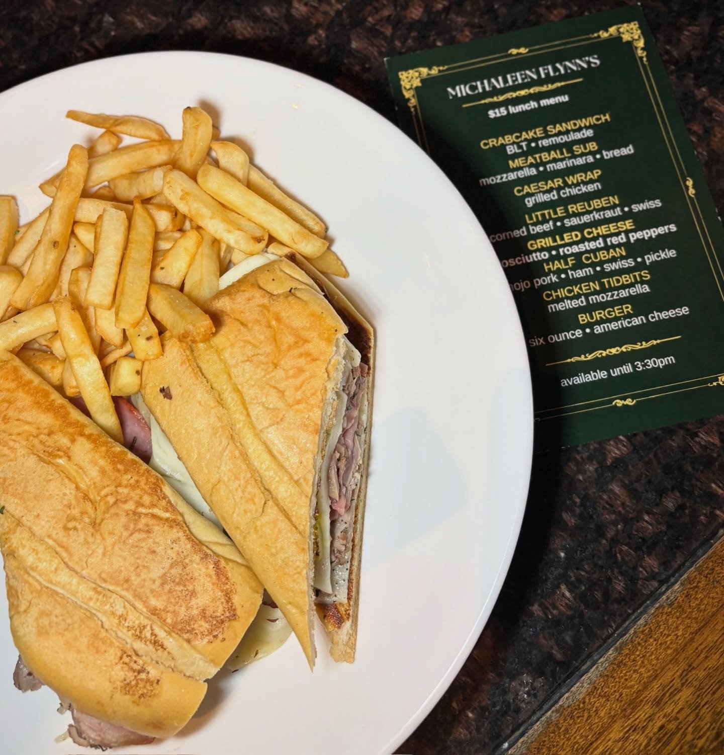 Leave lunch and dinner to us this week 👏🎄😴✨

#holidays #lynbrookny #michaleenflynns #longislandny