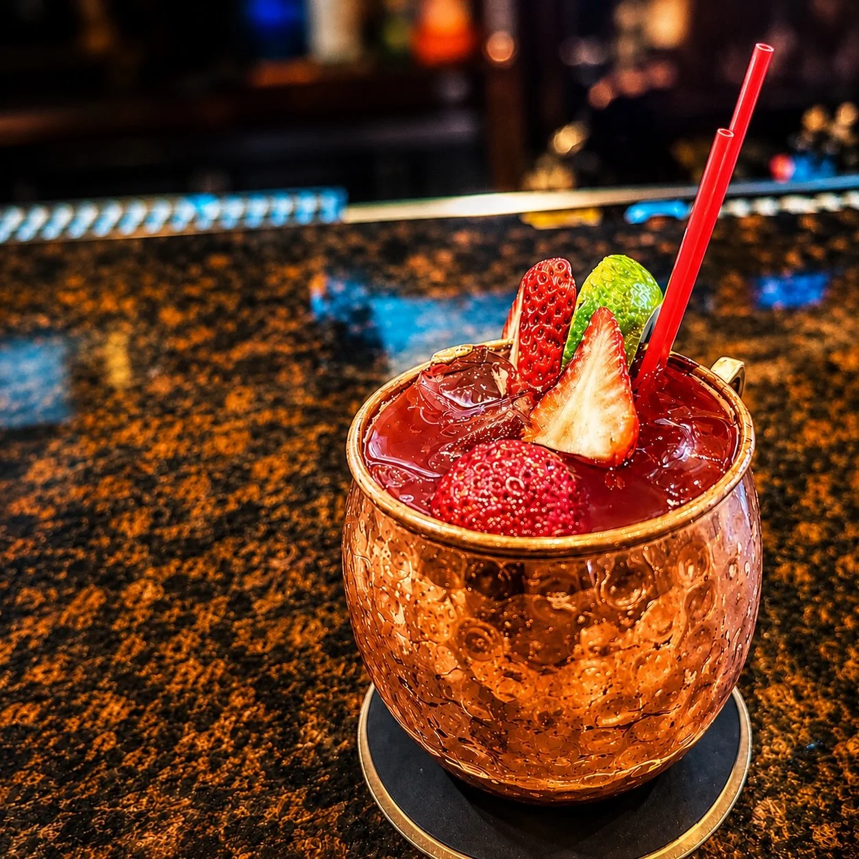 A berry necessary midweek #cocktail 🍓

#michaleenflynns #lynbrookny #longislandny #summer