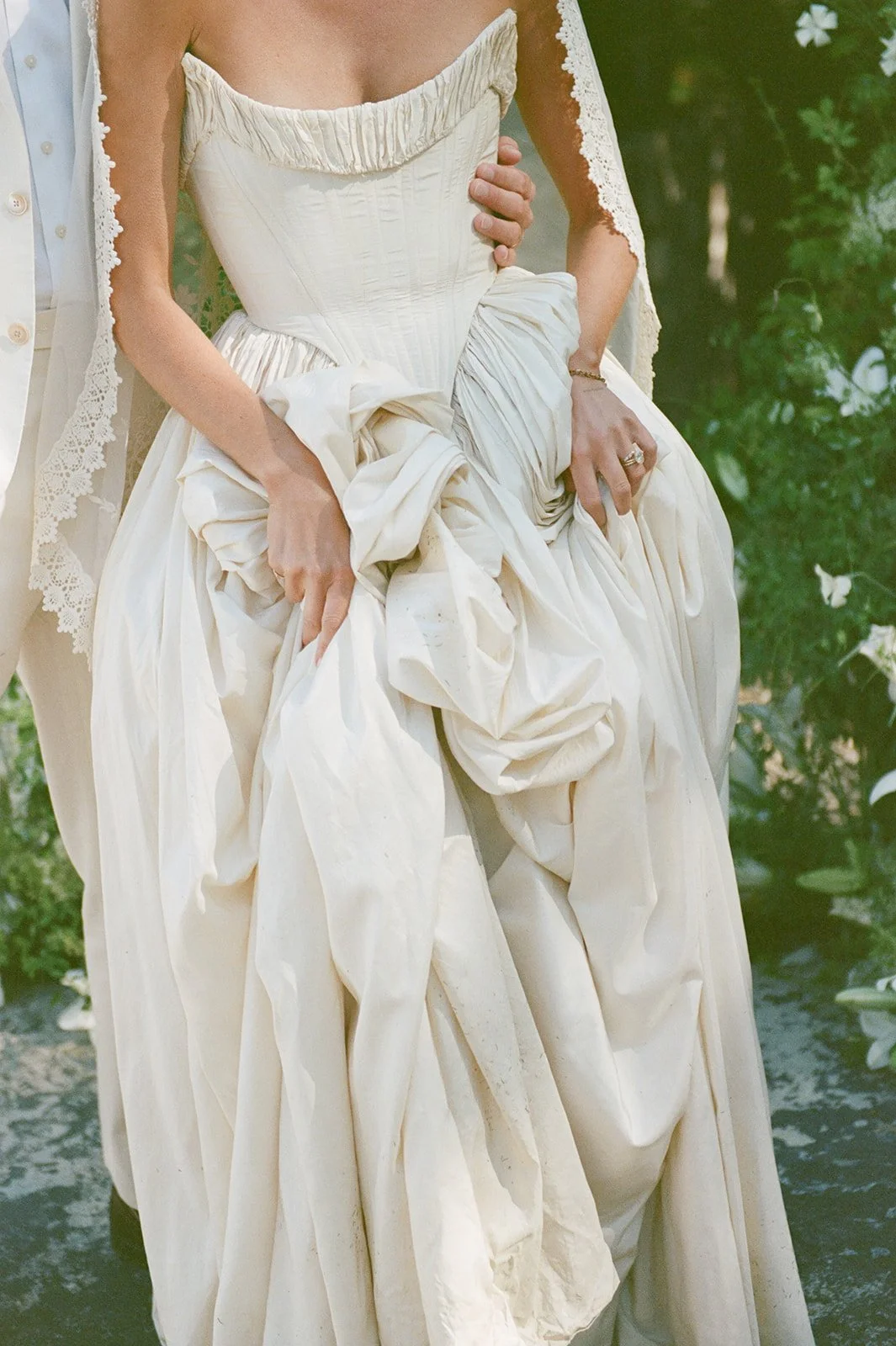 Swan Lake Editorial Film L + J-132.jpg