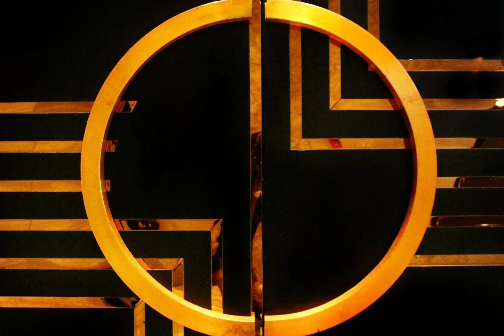 Create an internal communication plan 