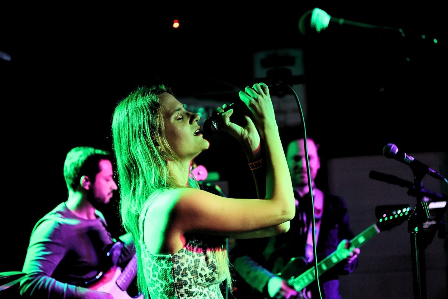 The December show was a blast. Thanks to everyone who came out to sing or cheer. Here are a handful of photos from that night. 

Comment if you want the full batch (we&rsquo;ll DM link to the full folder). 

See yall again on Jan 16!

#raleigh #ralei