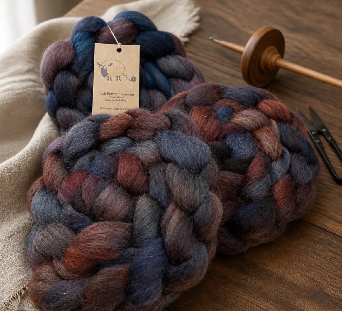 Vendor Spotlight:

Laurie from the Yarn Merchant will be joining us at the Folks &amp; Fibre Market on August 22nd 10am - 4pm at the Flare &rsquo;N Derrick! 
(131 Main St N, Turner Valley AB T0L 2A0)

@didsbury_yarn_merchant is a yarn store located i