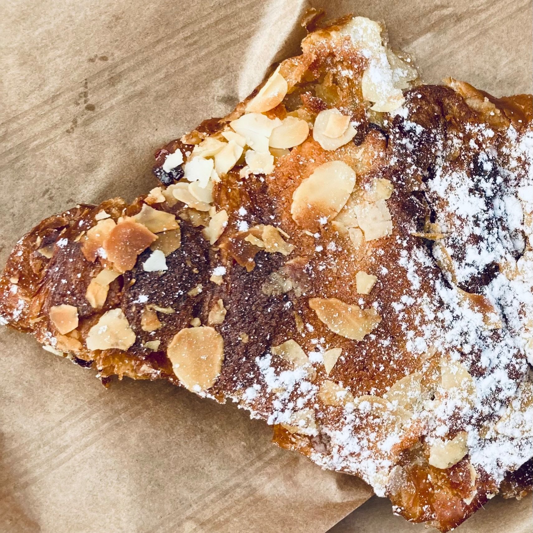 Een ode aan de amandelcroissant