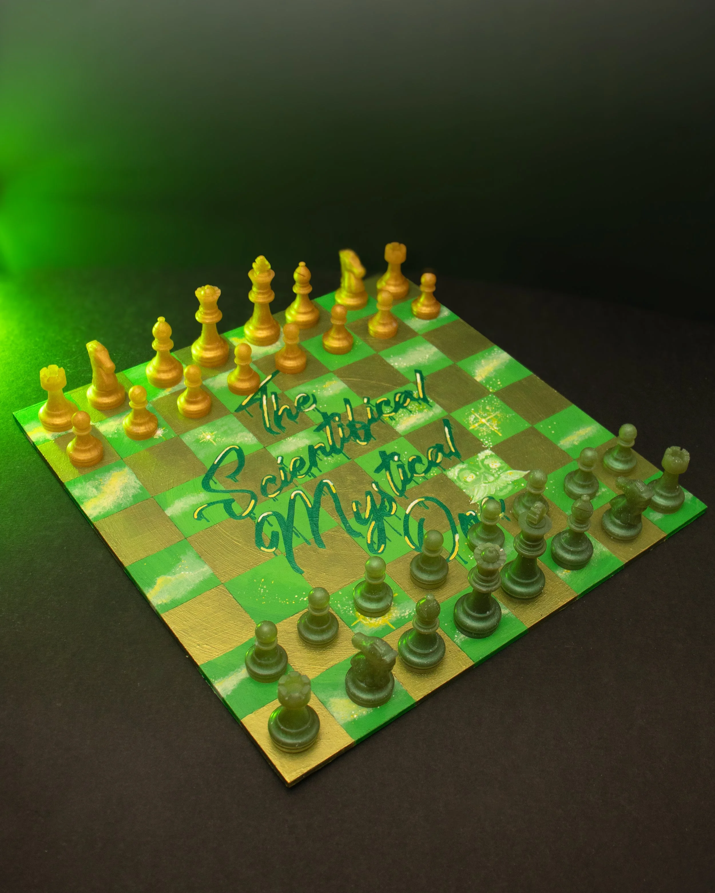 "The Scientifical Mystical One"
Dr. Greenthumb x Cypress Hill inspired chess set.
Acrylic on wood, resin pieces
Refurbished brass trinket box made in India

