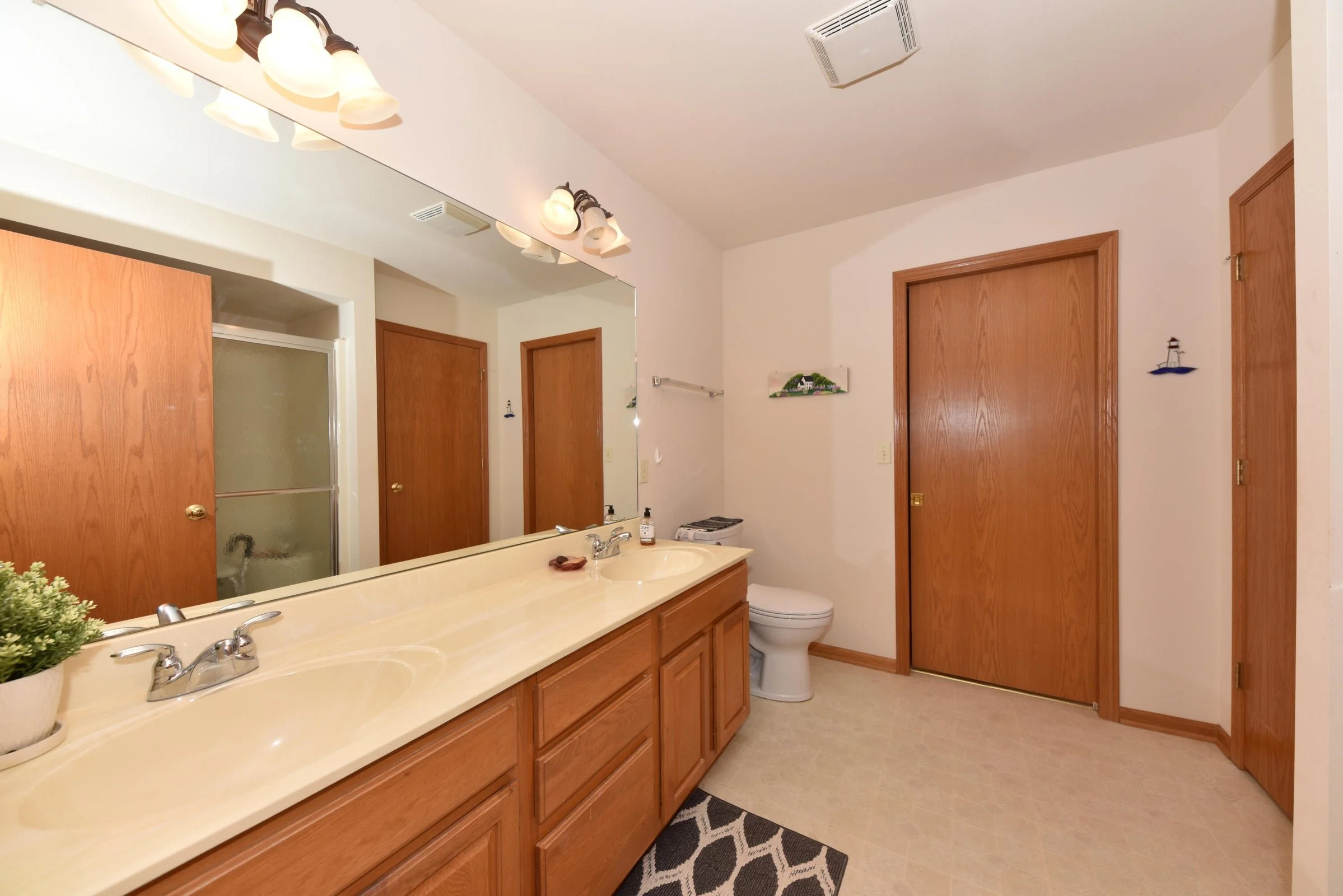 369 N. Redding Circle - 20.jpg