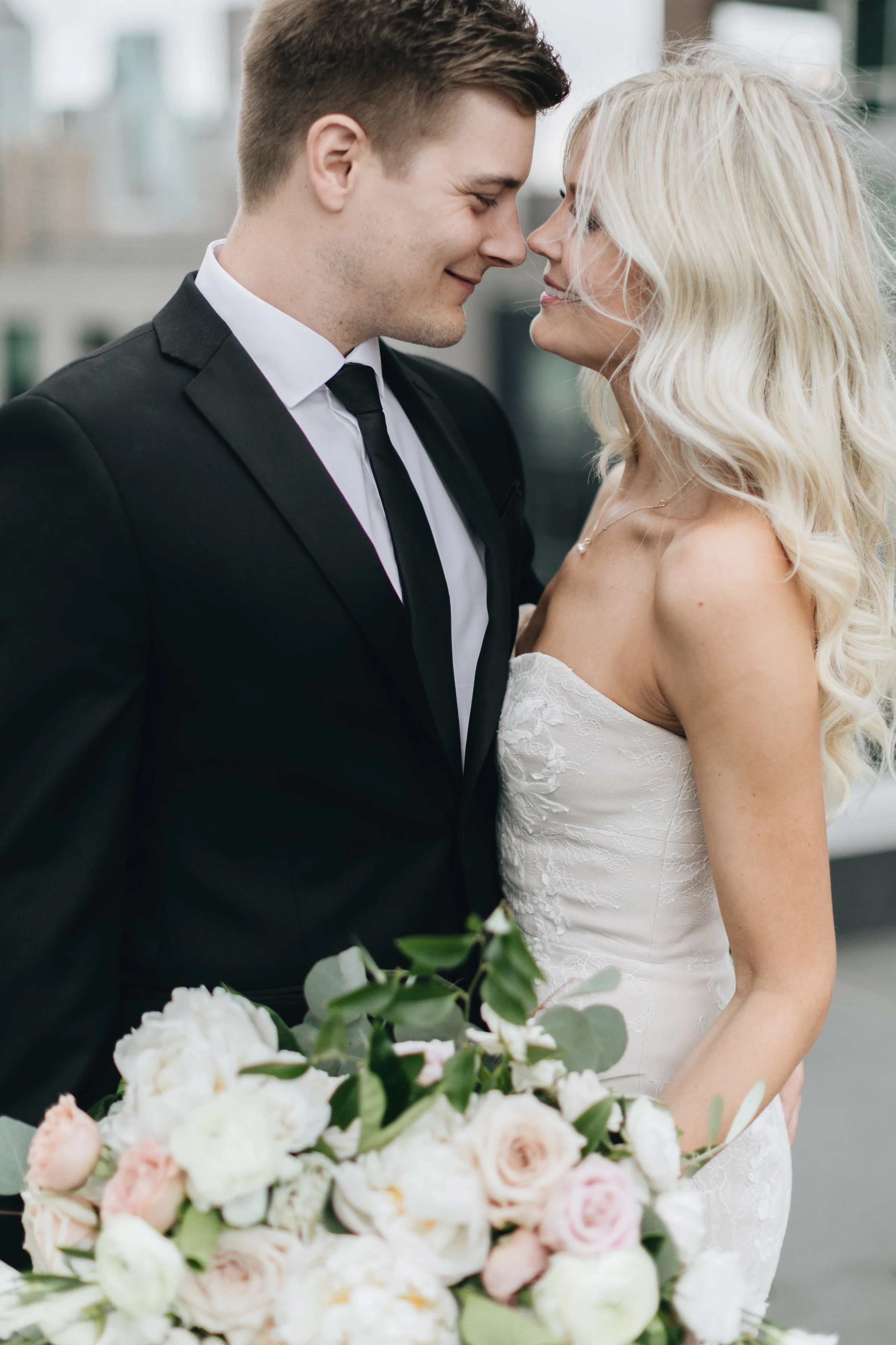 TyingTheNach_TheNewlyweds_68.jpg