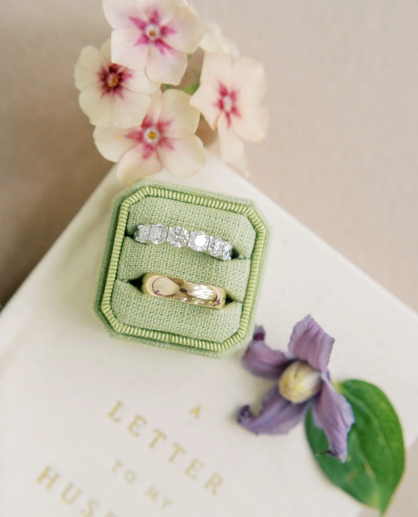 Waiting for their moment to shine 💍✨️⁠
⁠
Design &amp; Floral | @ashleyfoxdesigns⁠
Planning | @stylearchitectsweddings⁠
Venue | @vandusenmansion⁠
Photography | @maritwilliamsphoto⁠
Videography | @tylerwearcreativemedia⁠
Ceremony Venue | Chapel of St.