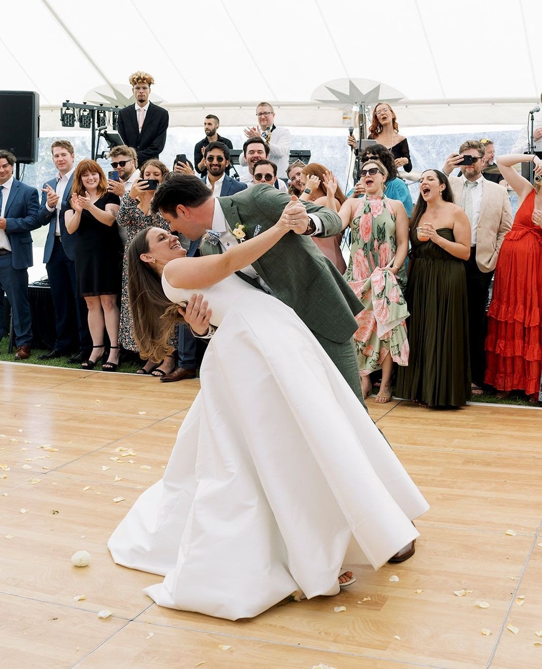 A dance floor dip that says be mine, forever. Happy Valentine's Day! ⁠
⁠
Planning | ⁠@stylearchitectsweddings⁠
Venue | ⁠Twin Cities Polo Club⁠
Photography | @amandanippoldtphoto⁠
Catering | @forkandflairmn⁠
Bar | @steadypour⁠
Floral |⁠ @studiocfloral
