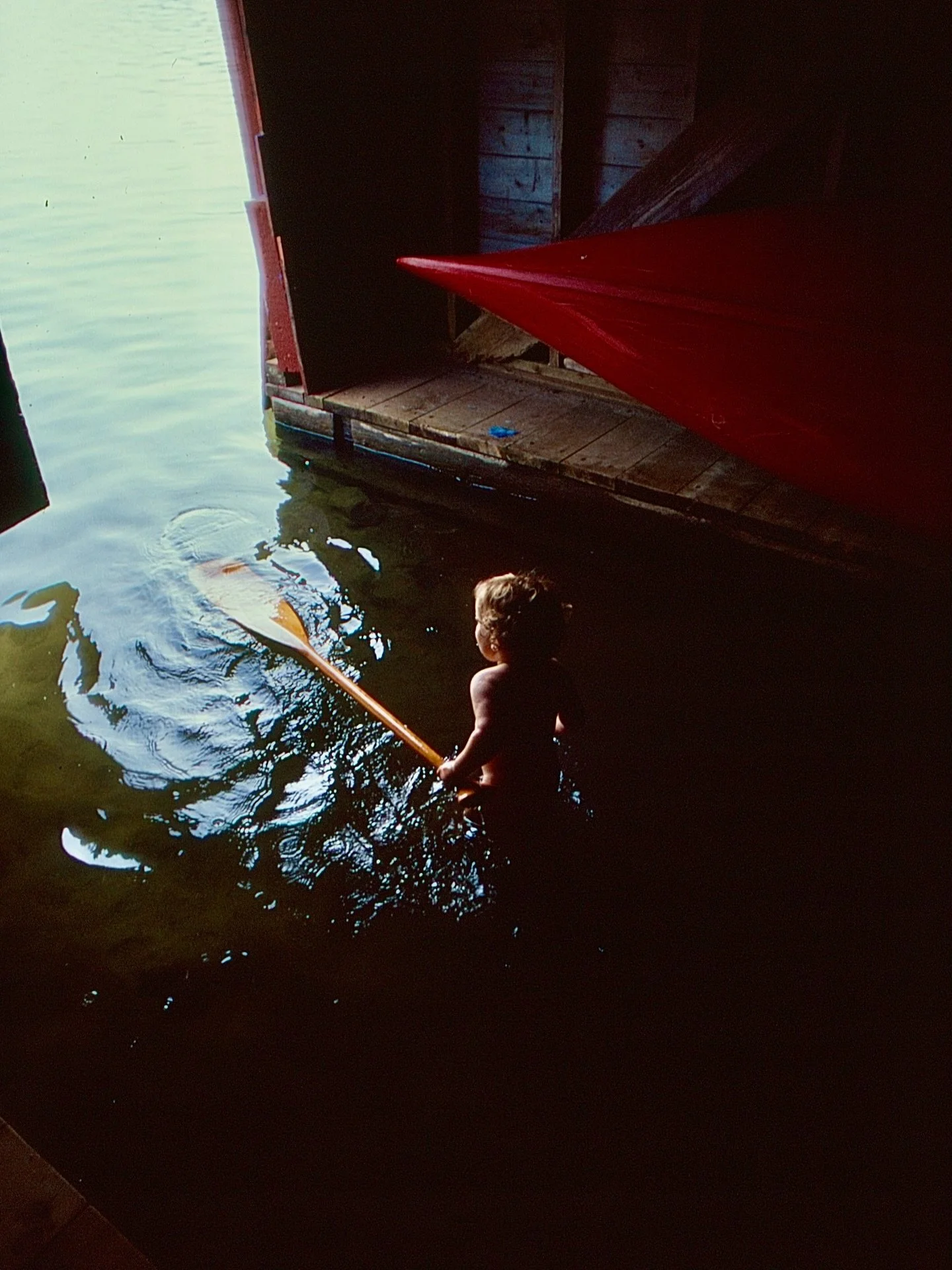 A very young, Christopher Snow gearing up for a paddle. From the vault. 📷 

#filmphotography #kodachrome