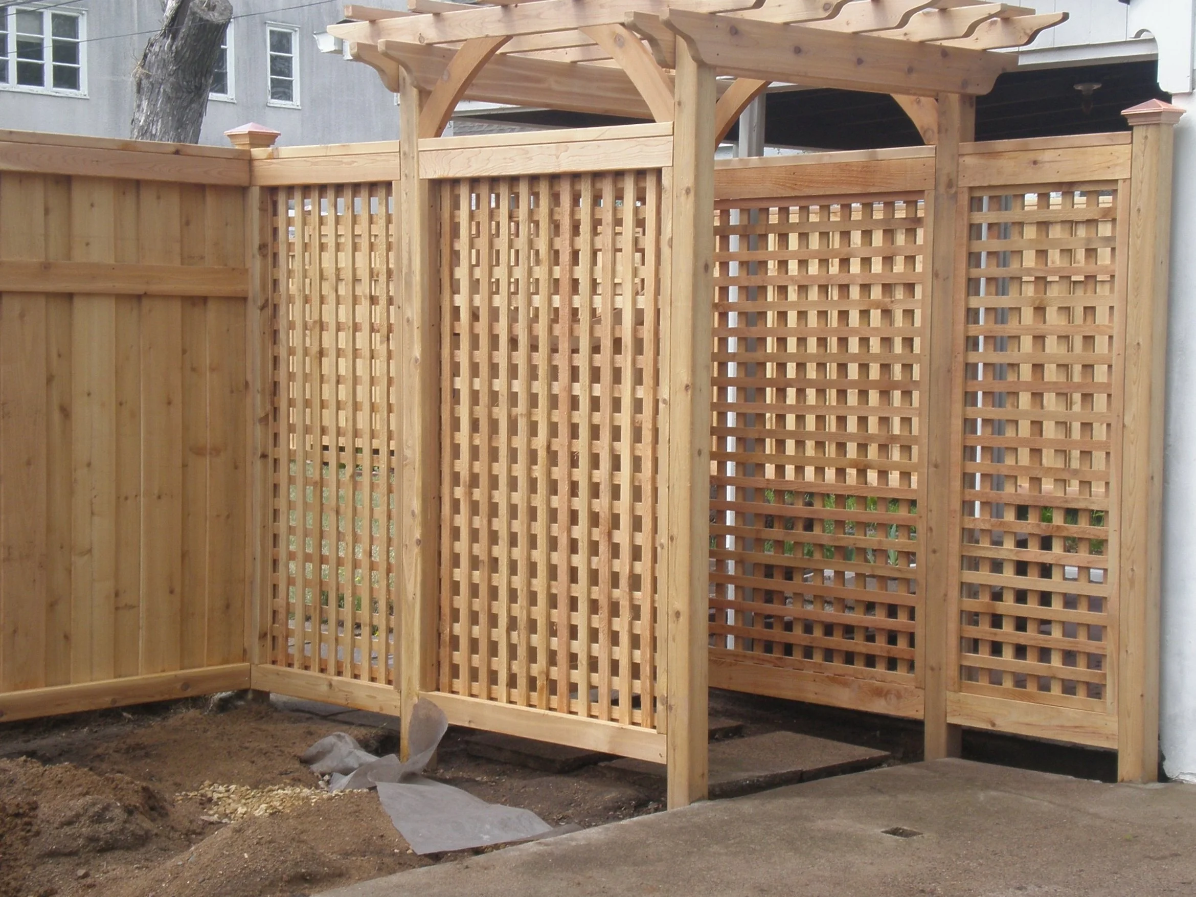 Framed batten w Gate accent.jpg