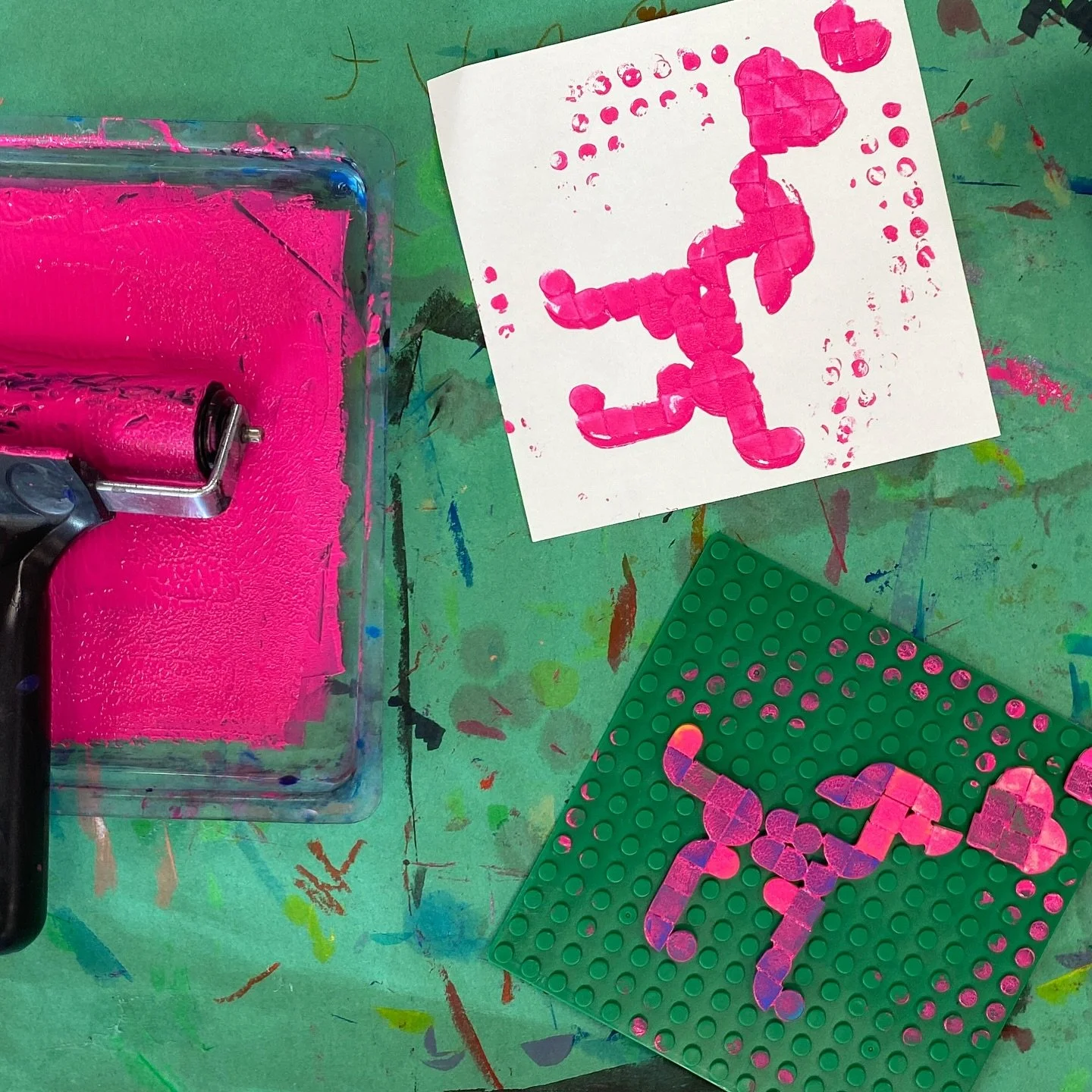 Art Club artists enjoyed exploring the art of printmaking this fall, using LEGO baseplates, dots, and tiles. This project allowed them to create unique patterns and/or images, offering a fantastic and engaging way to understand fundamental printmakin