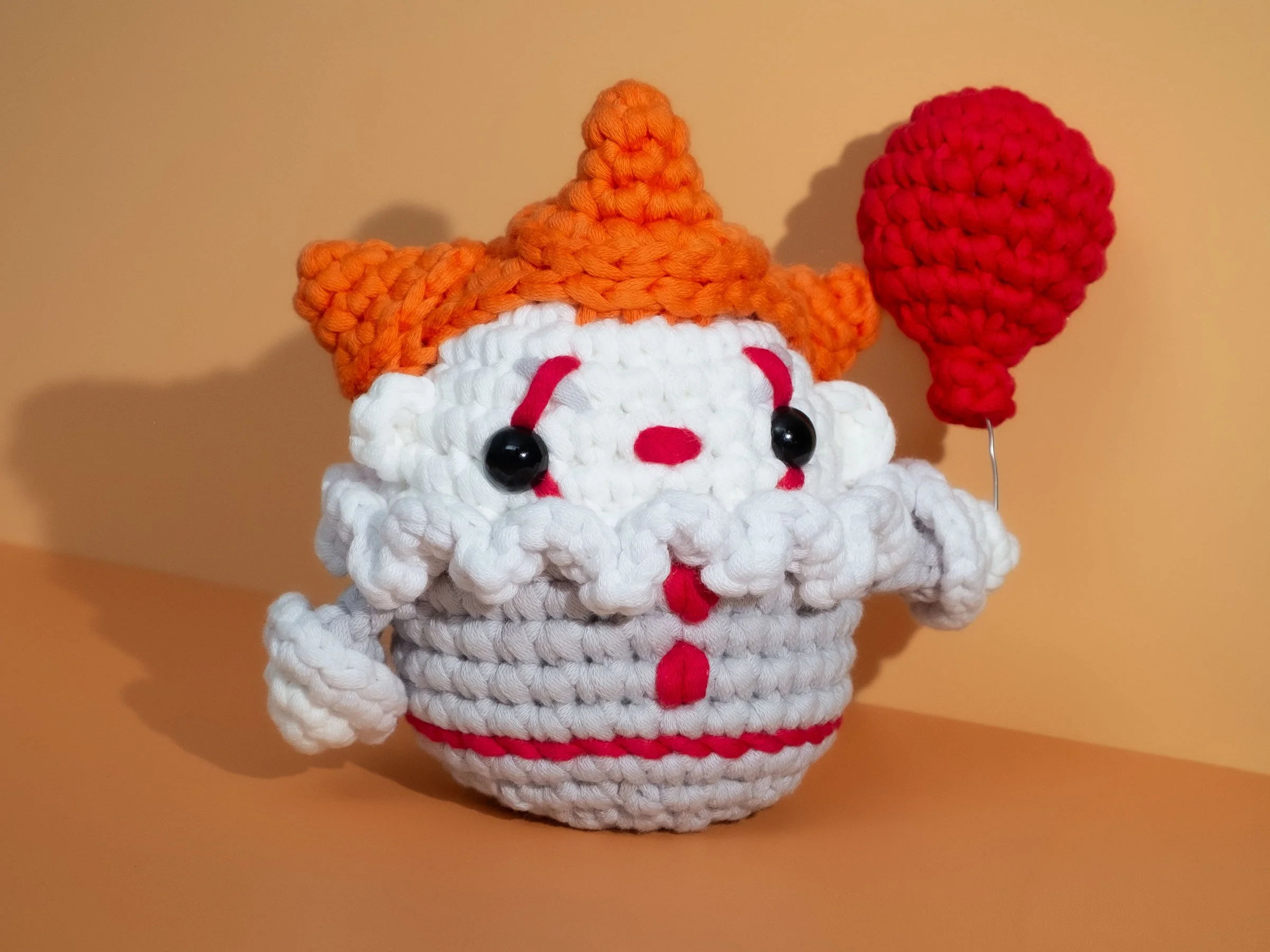 knot-trying-pennywise-the-killer-clown-2.jpg