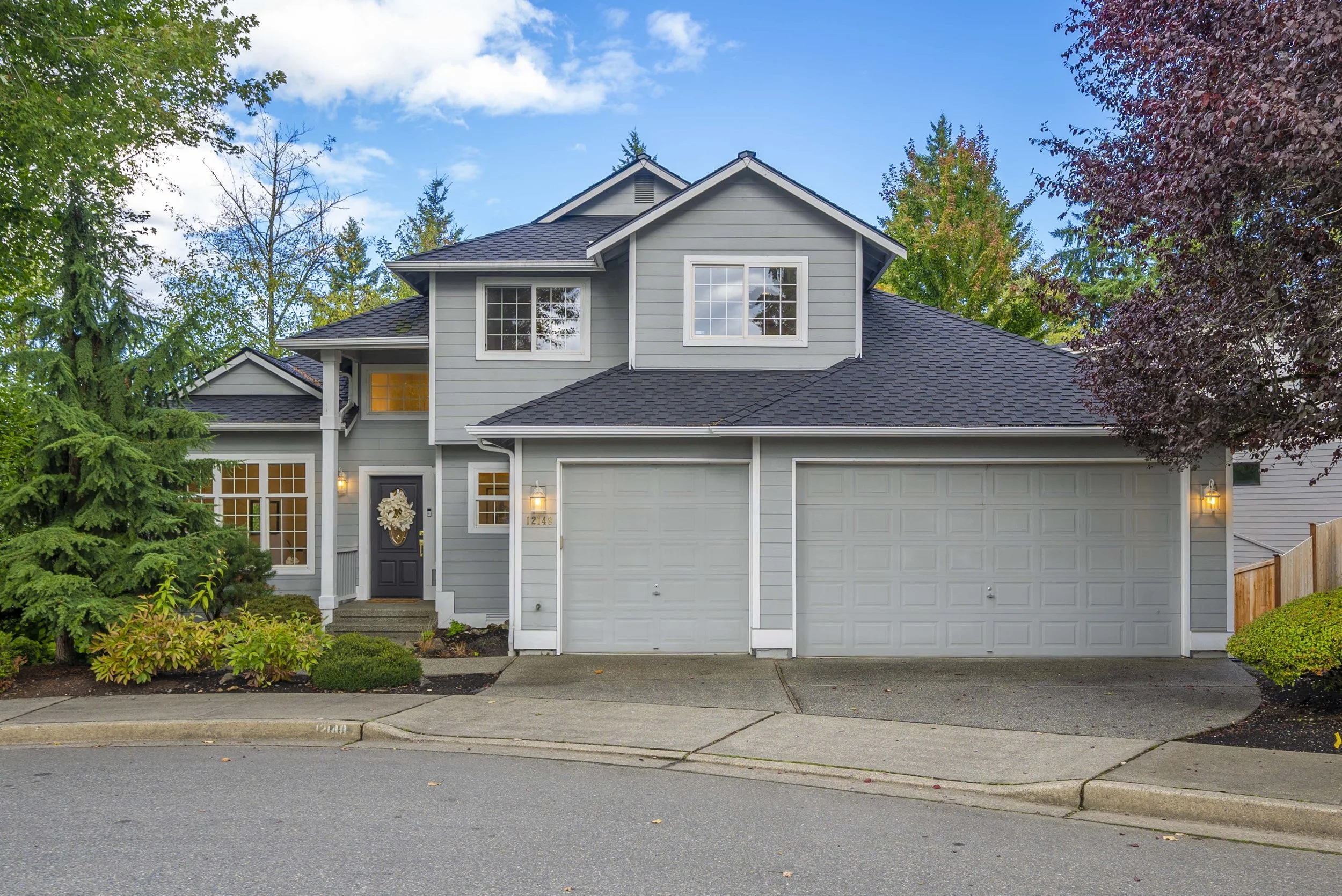 12148 NE 170th Place, Bothell LISTED : $1,160,000 - SOLD :$1,160,000