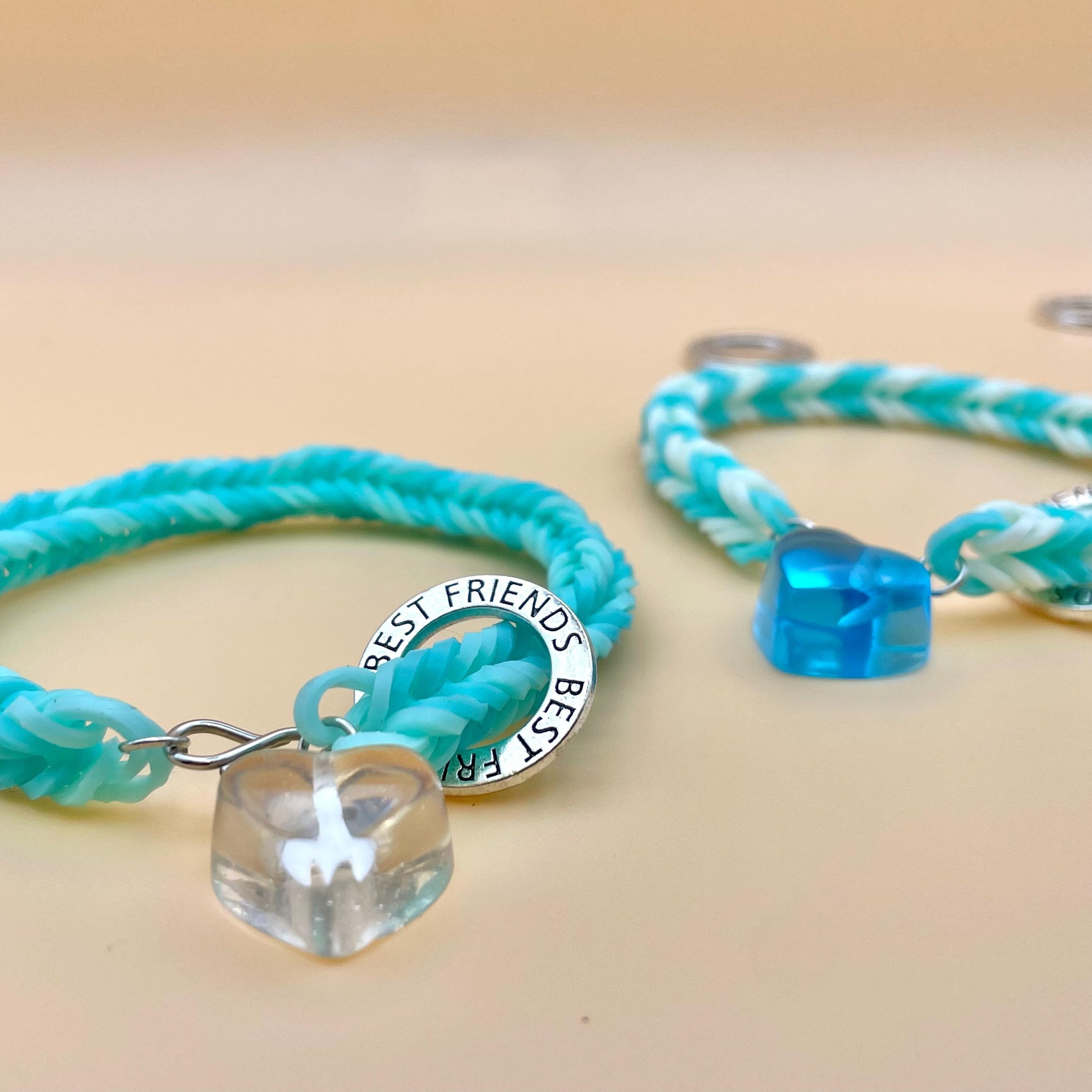 https://i.etsystatic.com/56934773/r/il/f3db37/6605477157/il_fullxfull.6605477157_412x.jpg