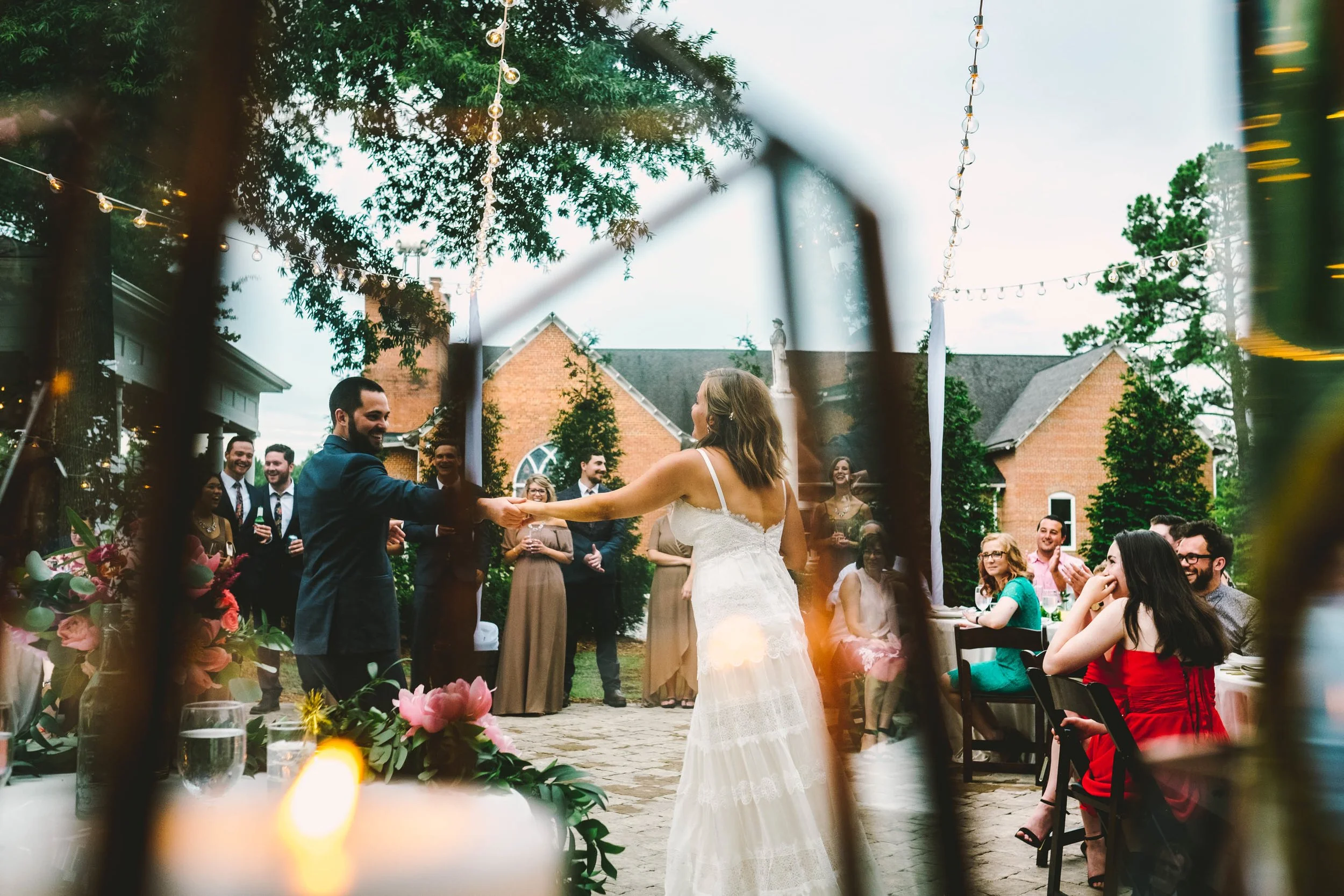 mims-house-wedding-bride-and-groom-first-dance-photos.jpg