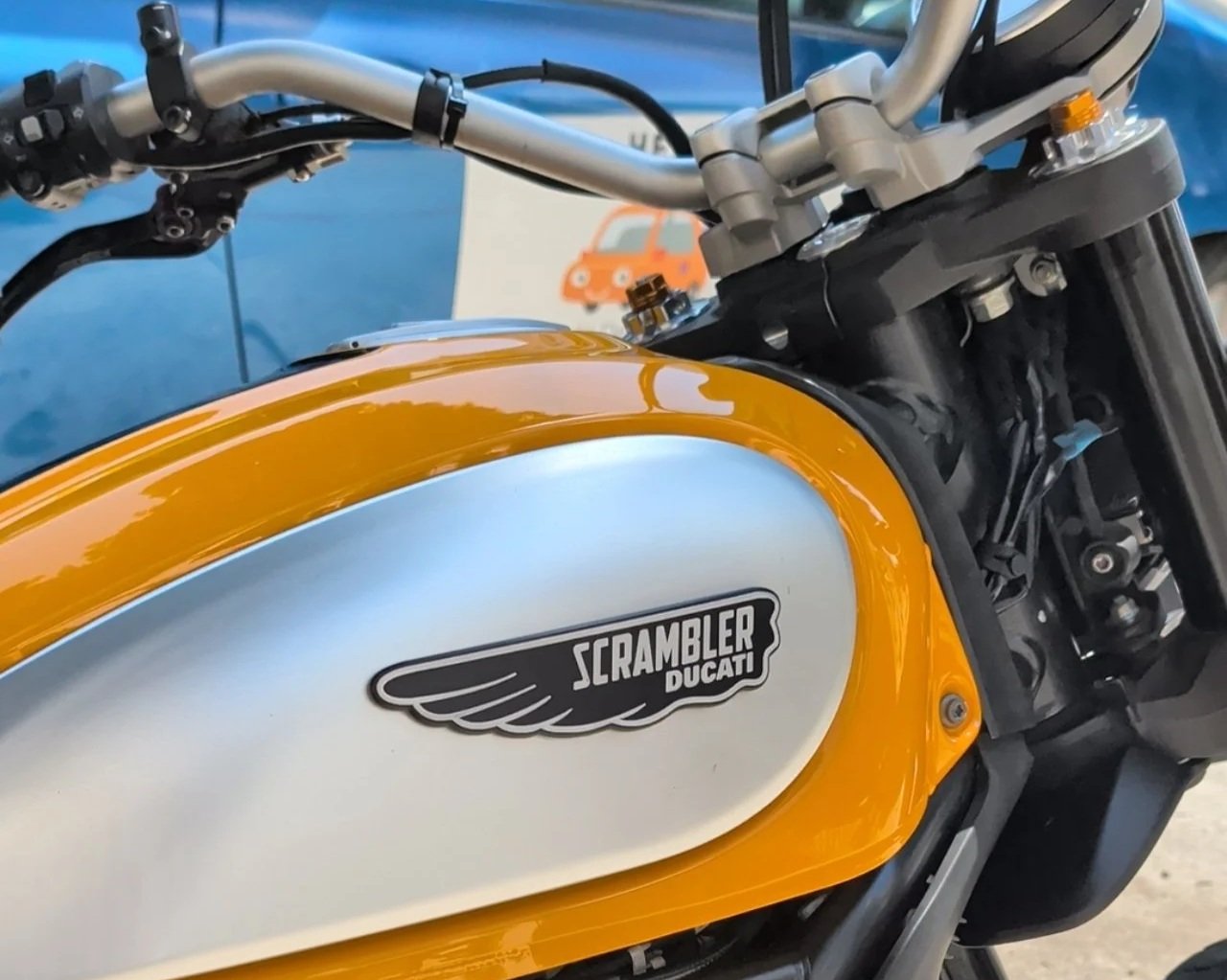 Motorcycle Paint Correction and Polishing in San Francisco Daly City Millbrae Burlingame Pacifica San Mateo Belmont San Carlos