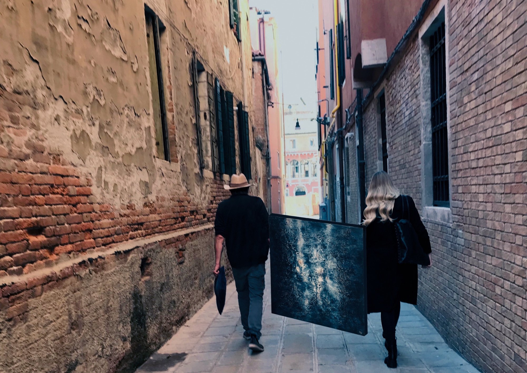 Kunstwerke mit Wasser und Muschelstaub aus Venedig