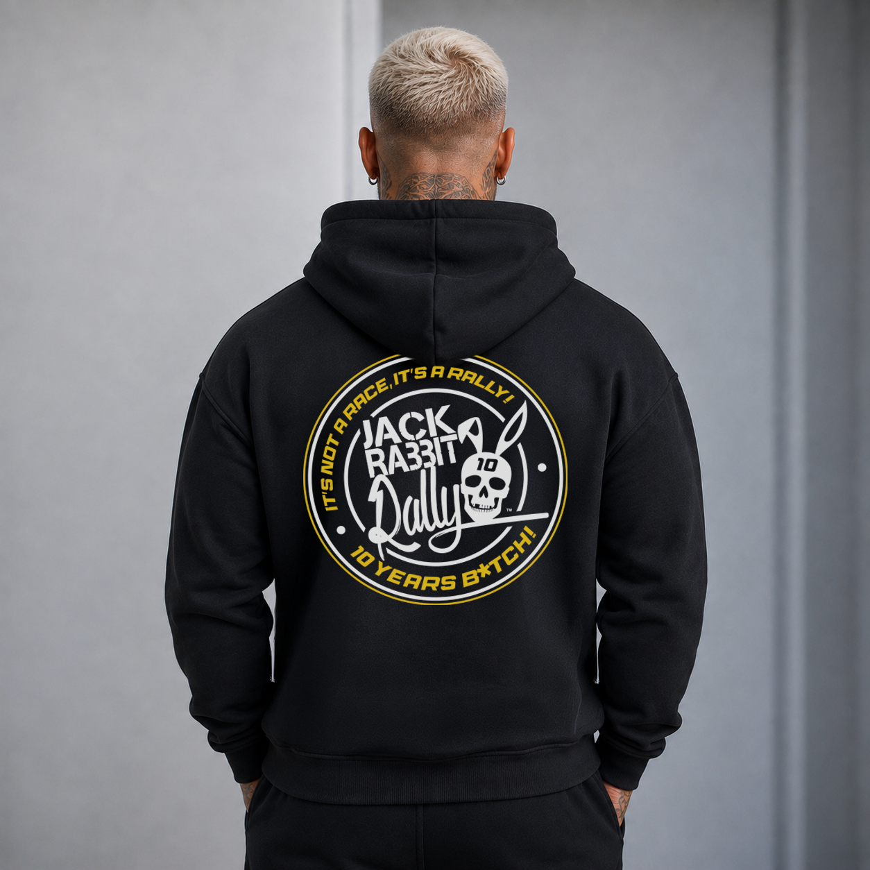 Model_Hoodie_Back_1.png