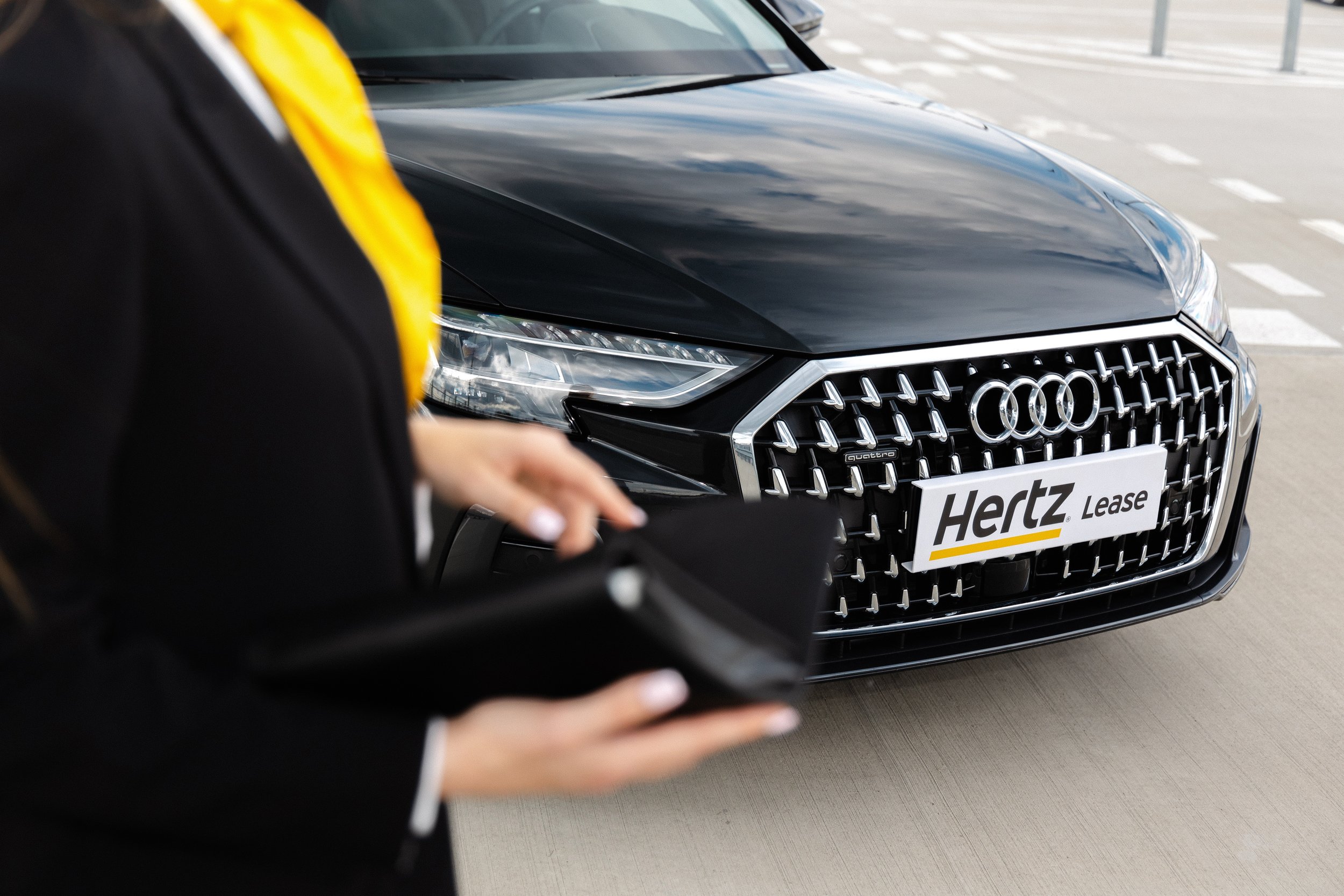 HERTZ 014.jpg