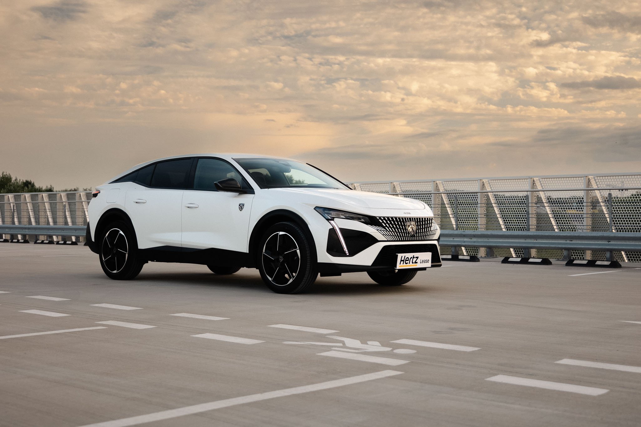 Peugeot 408 GT 002.jpeg