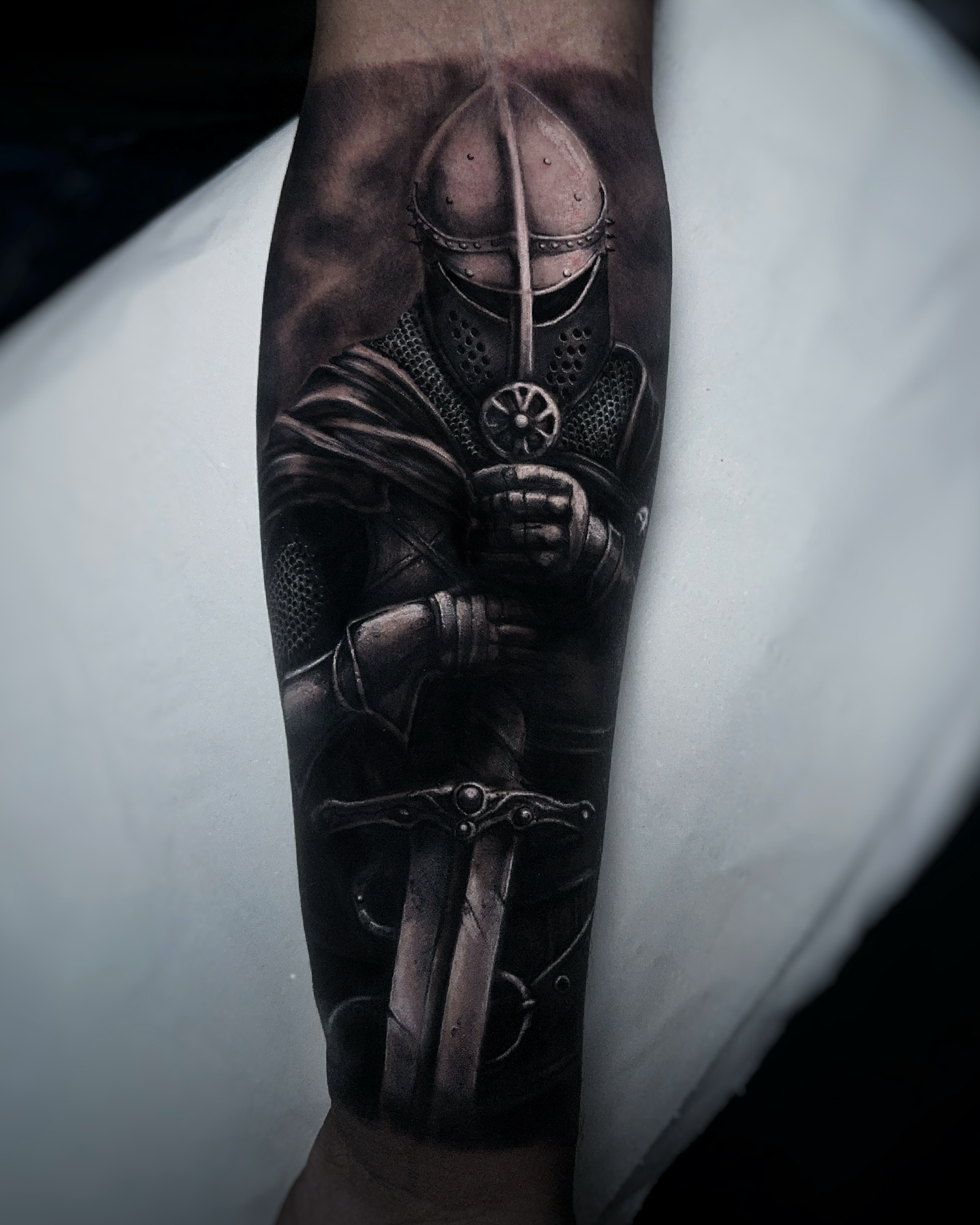 KANN ICH REFERENZBILDER FÜR MEIN TATTOO MITSCHICKEN?