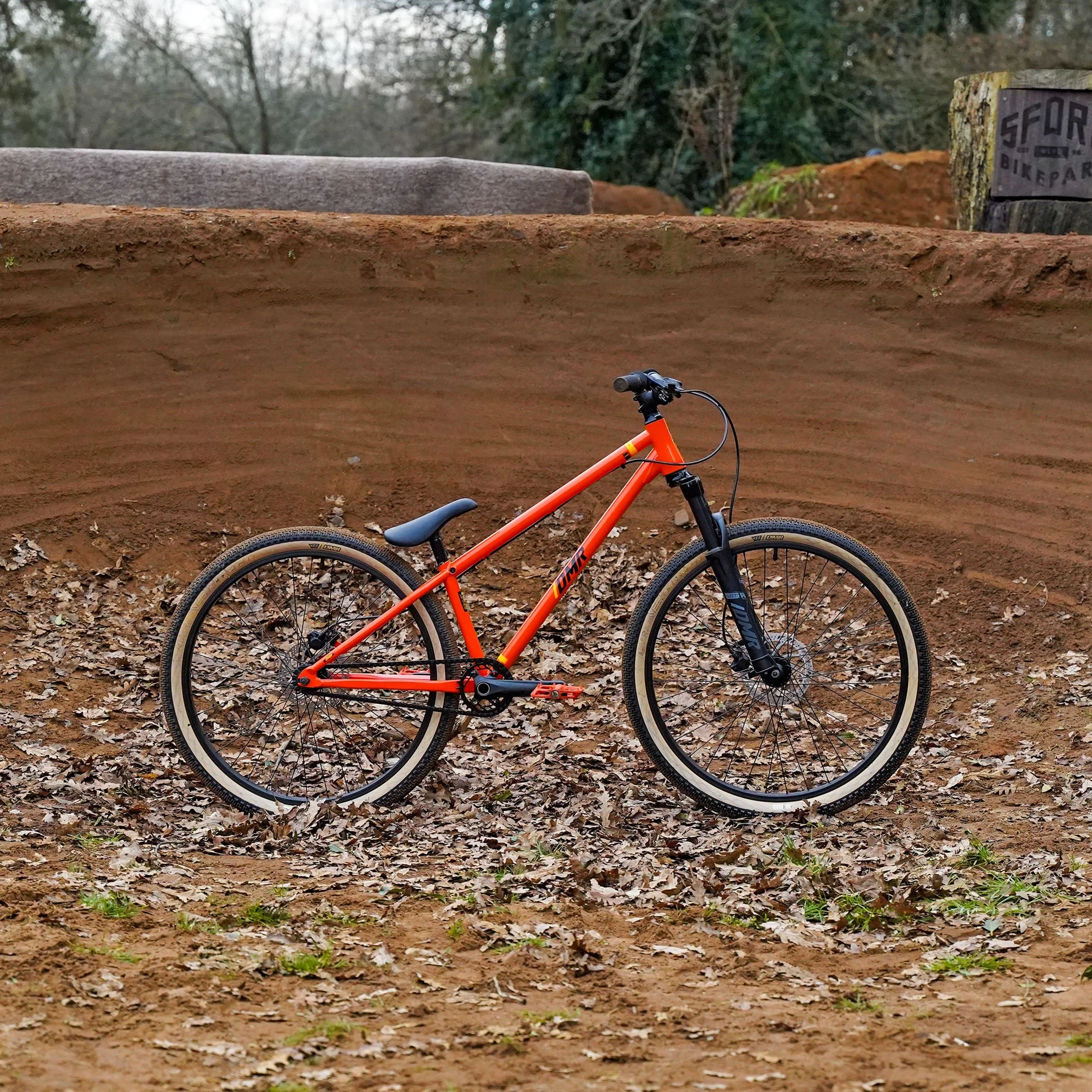 DMR-Bike-Sect-Orange-8.jpg