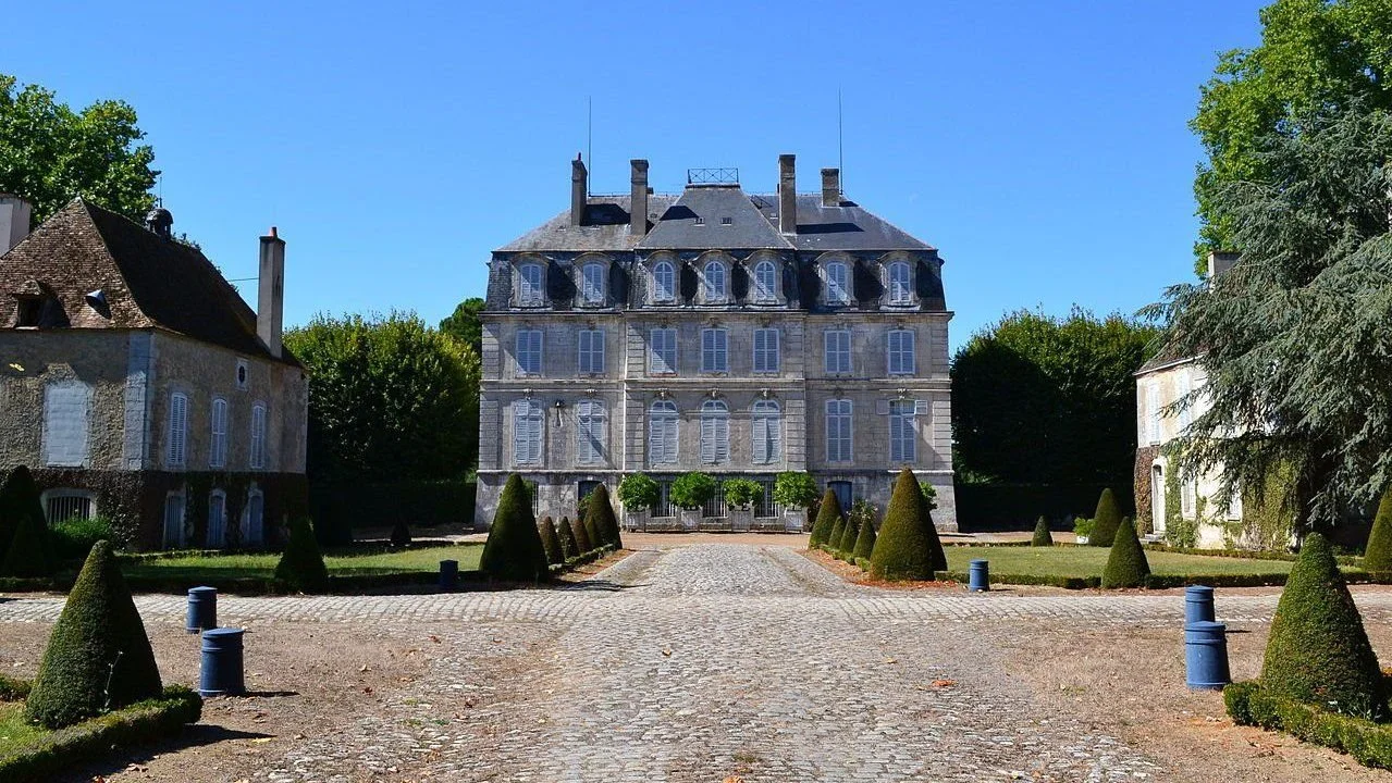 5edf40829e083_1280px-02-chateau_de_meslay-3251805.jpg