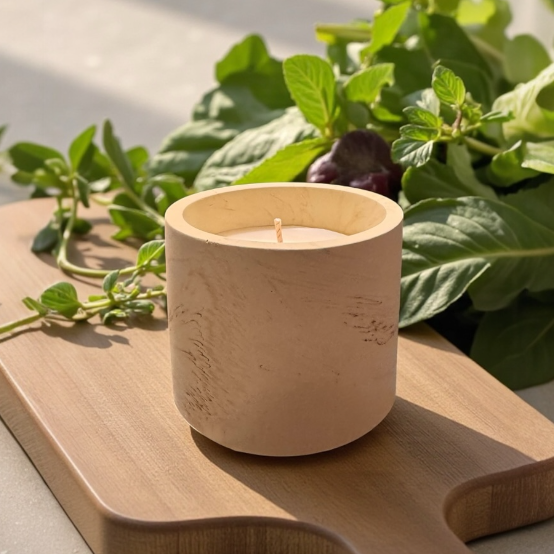 Refillable Candle in shade Wood