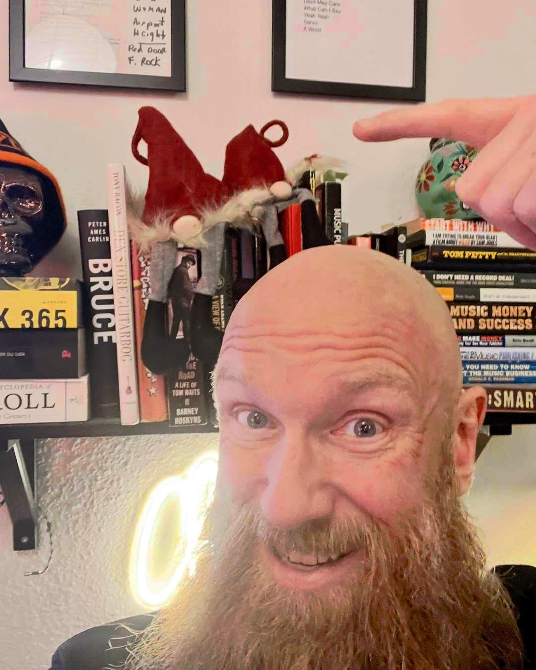 Christmas time at Trucks 🛻 🎄🎅 #trailermusic #trailermusiccomposer #christmasornaments #trucksmusicpublishing #nordicnoir