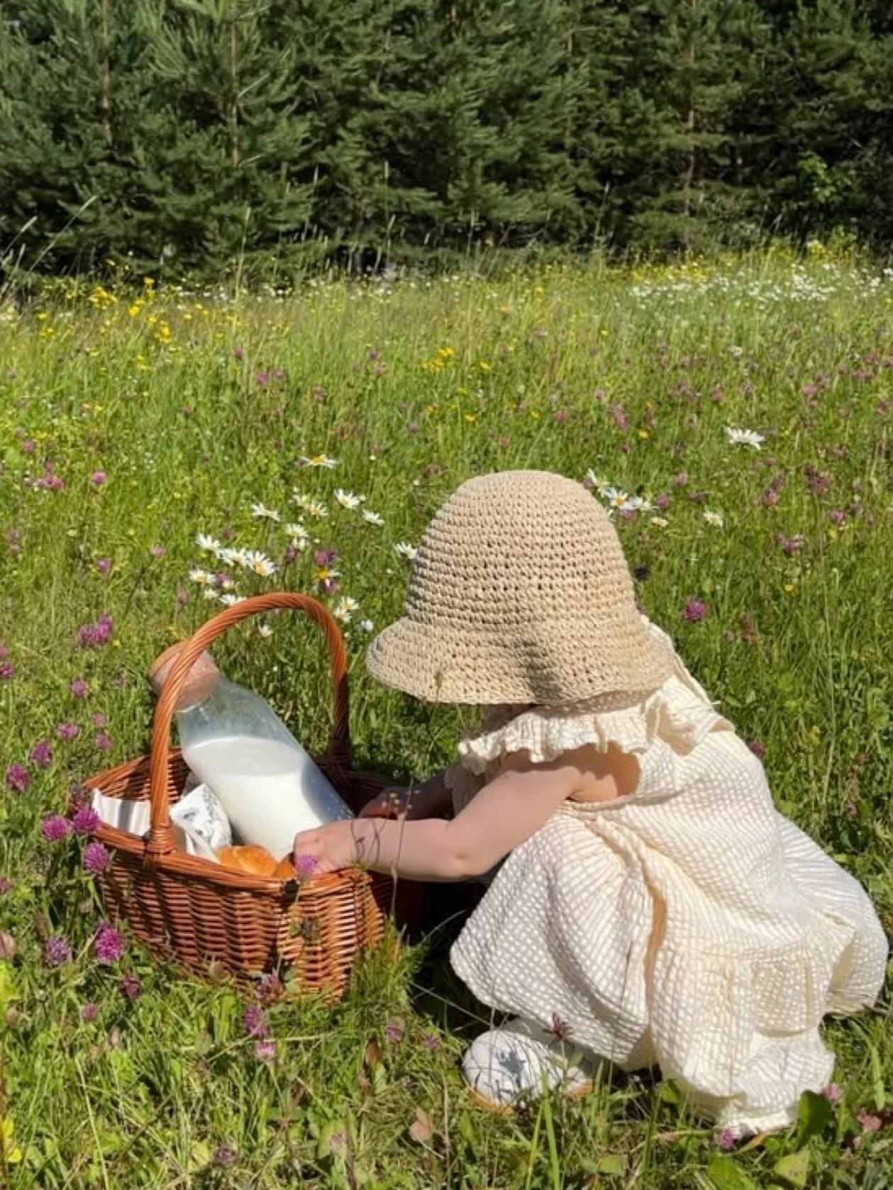 summer essential: the sun hat that completes every outfit ☀️👒

#baby #children #brand #summer #onlineshop