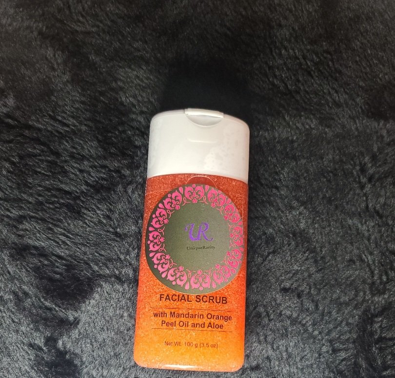 Exfoliating Facial Scrub