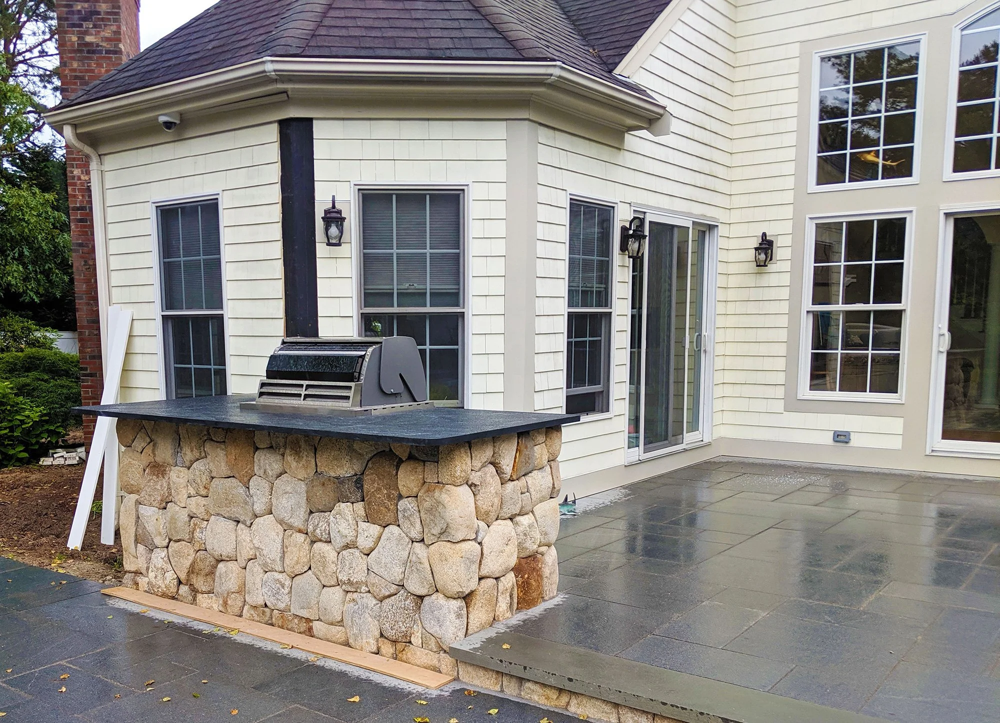 Ashtin-Pool-House-2.jpg