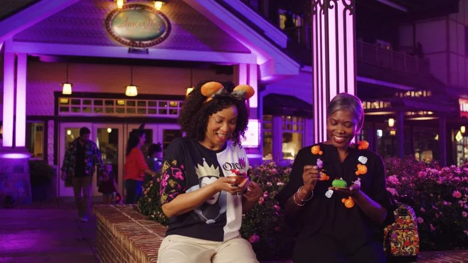 disneysprings_ghosts_15_cut7_00001016.JPG