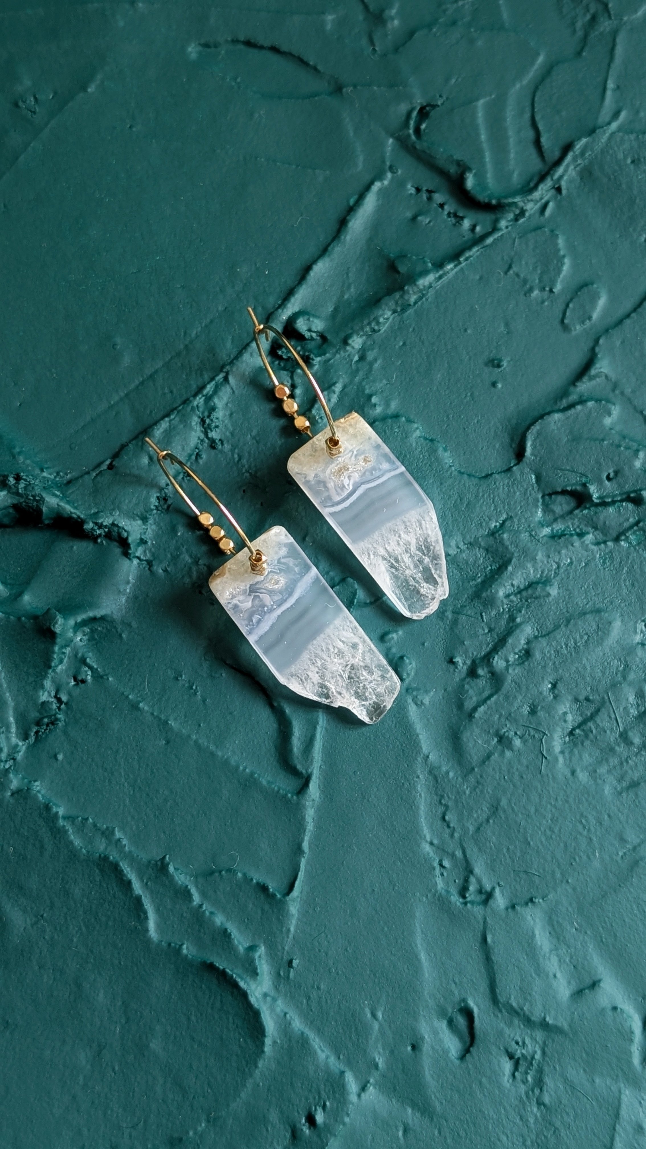 Créoles pièce unique Calcédoine M3