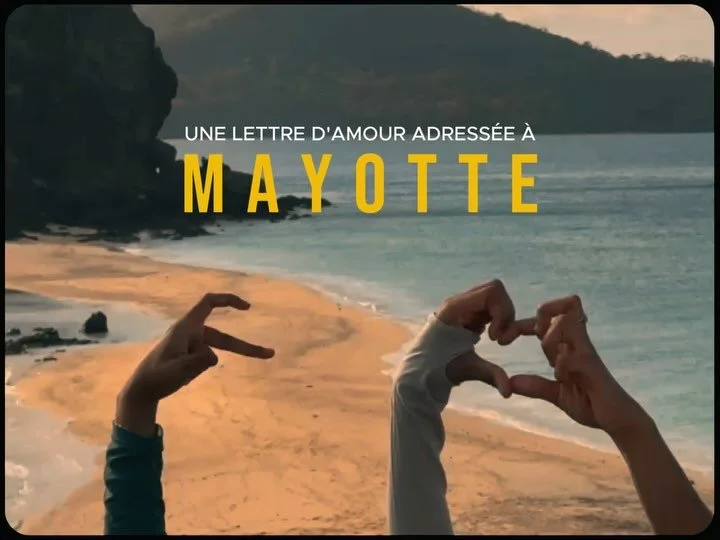 Ce cyclone qui a frapp&eacute; Mayotte m&rsquo;a profond&eacute;ment touch&eacute;, et je ressentais le besoin de m&rsquo;exprimer &agrave; ce sujet &agrave; ma mani&egrave;re!! 

C&rsquo;est une trag&eacute;die qui rappelle une r&eacute;alit&eacute;