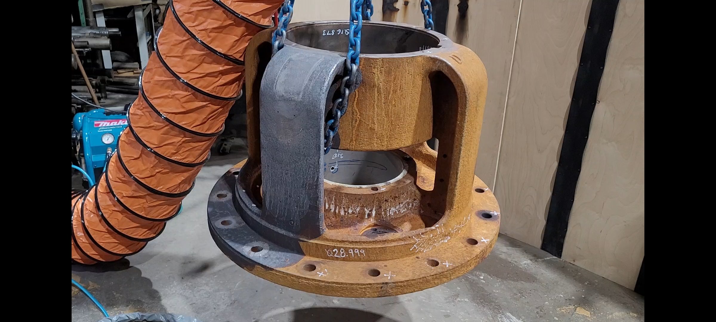 Ship hull rust removal