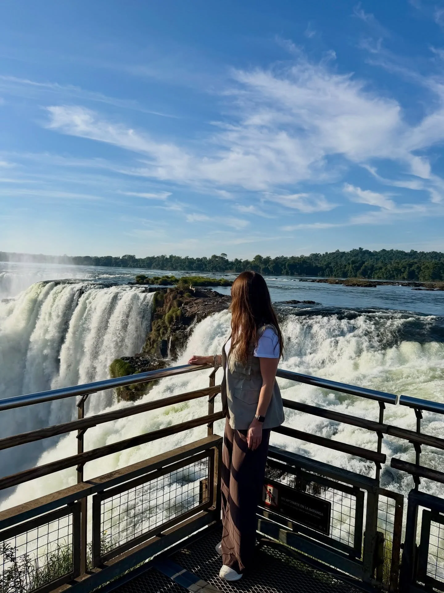 Exploring one of the New 7 Wonders of Nature with @awasiiguazu 🌈

This luxury rainforest lodge is located on the Argentinian side of the extraordinary Iguaz&uacute; Falls, the worlds largest waterfall system.

Staying at @awasiiguazu is a highly per