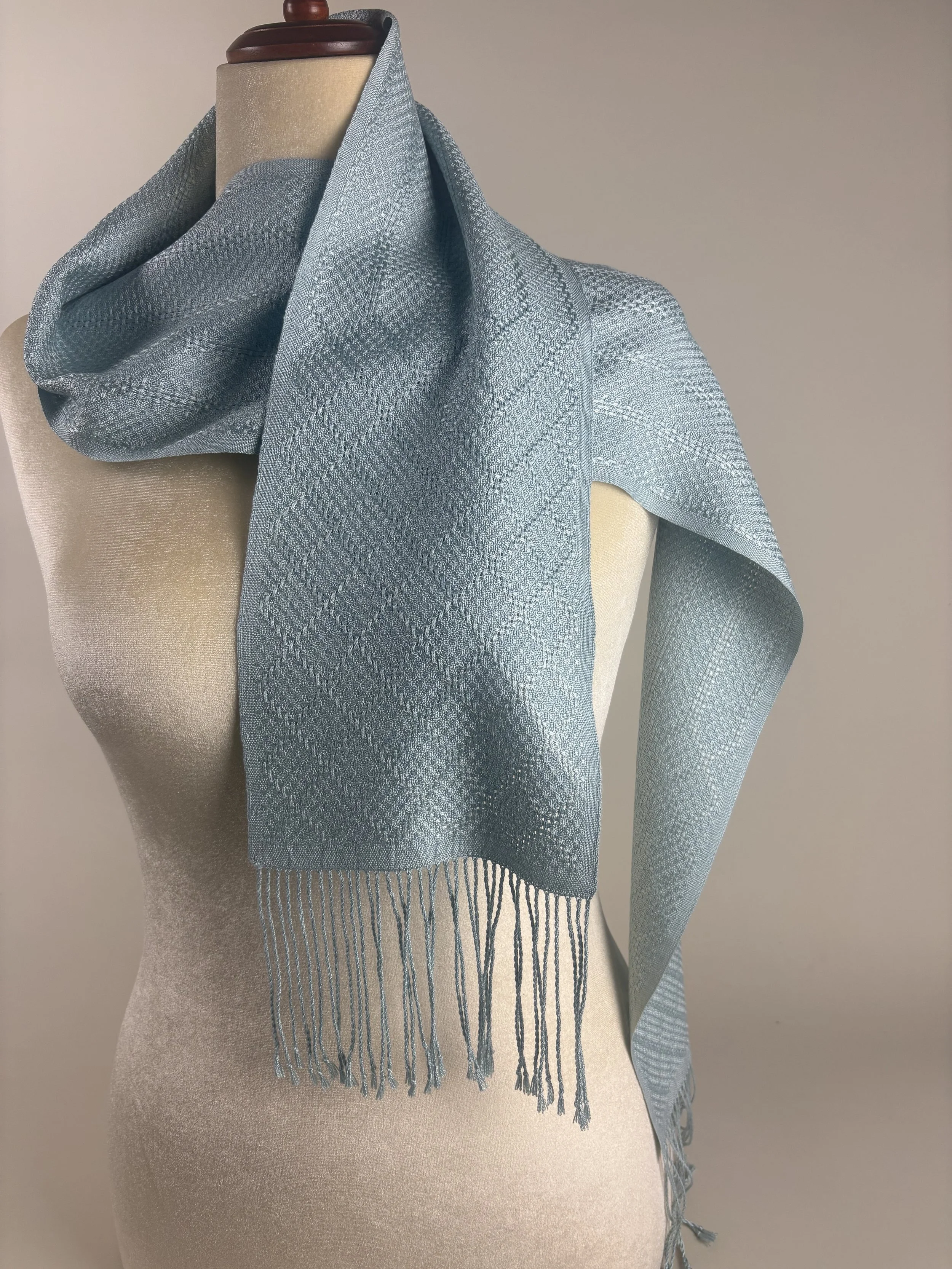 Pale Blue Eyes Shoulder .jpg